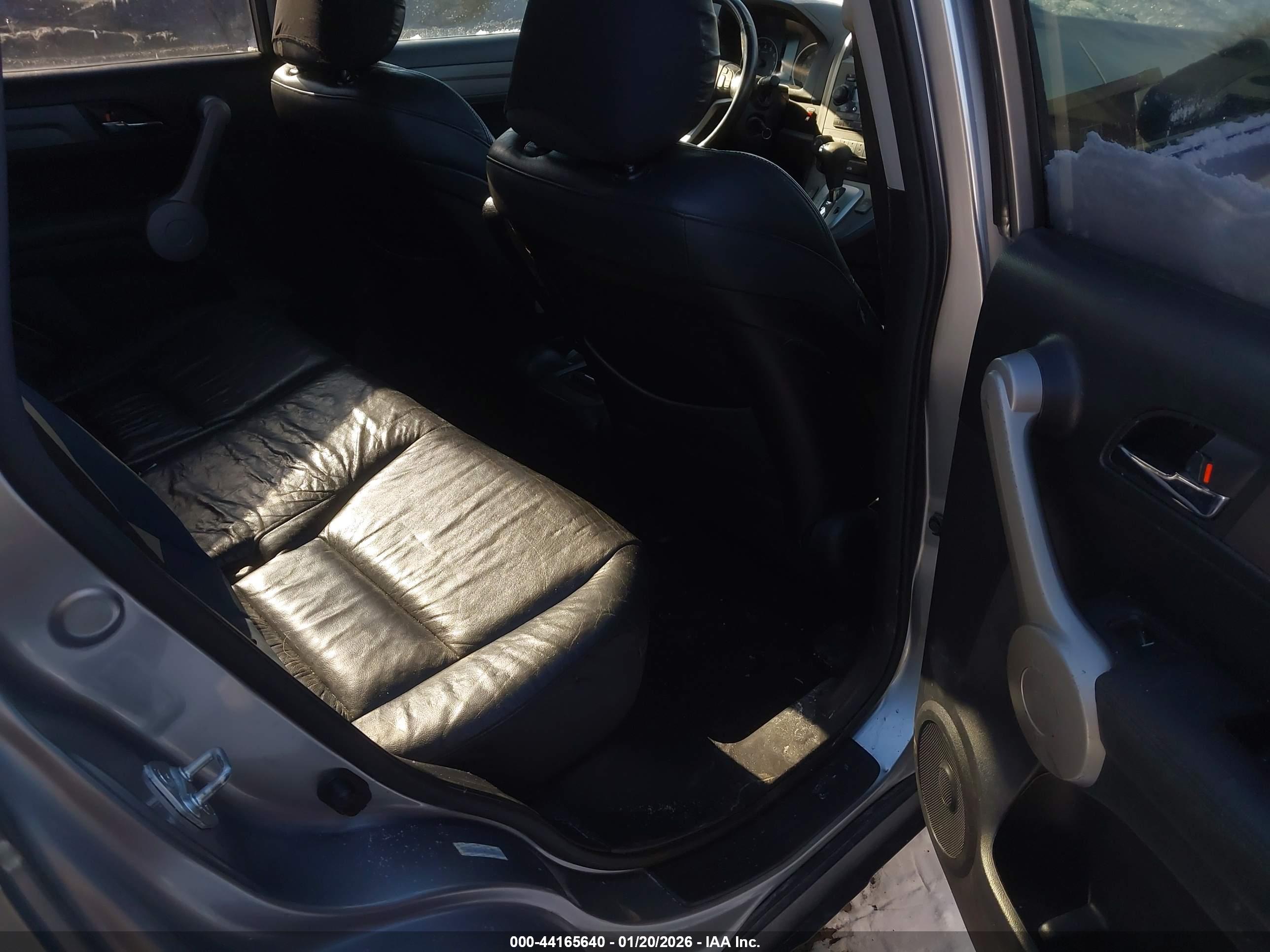 HONDA CR-V image 8
