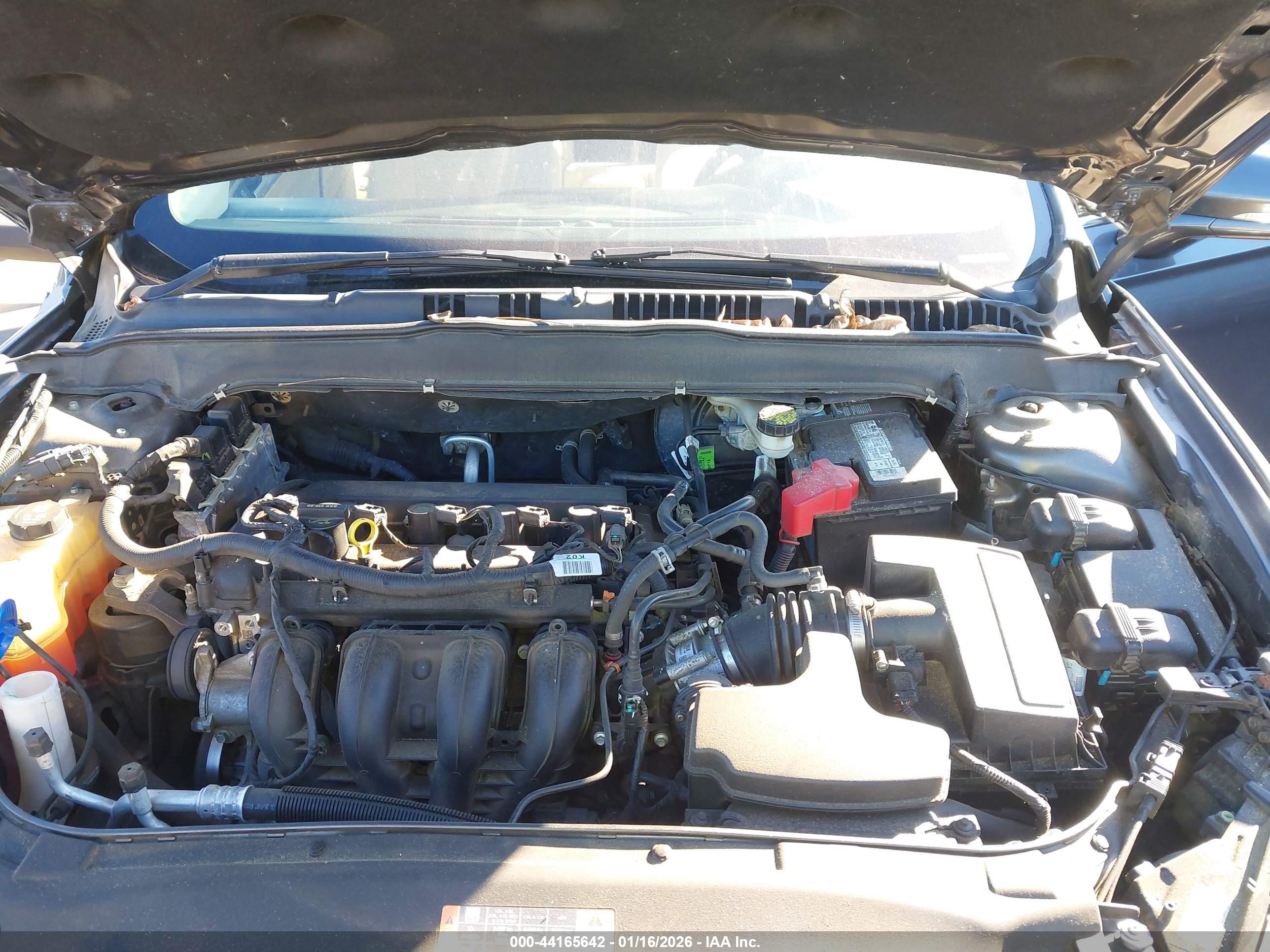FORD FUSION image 10