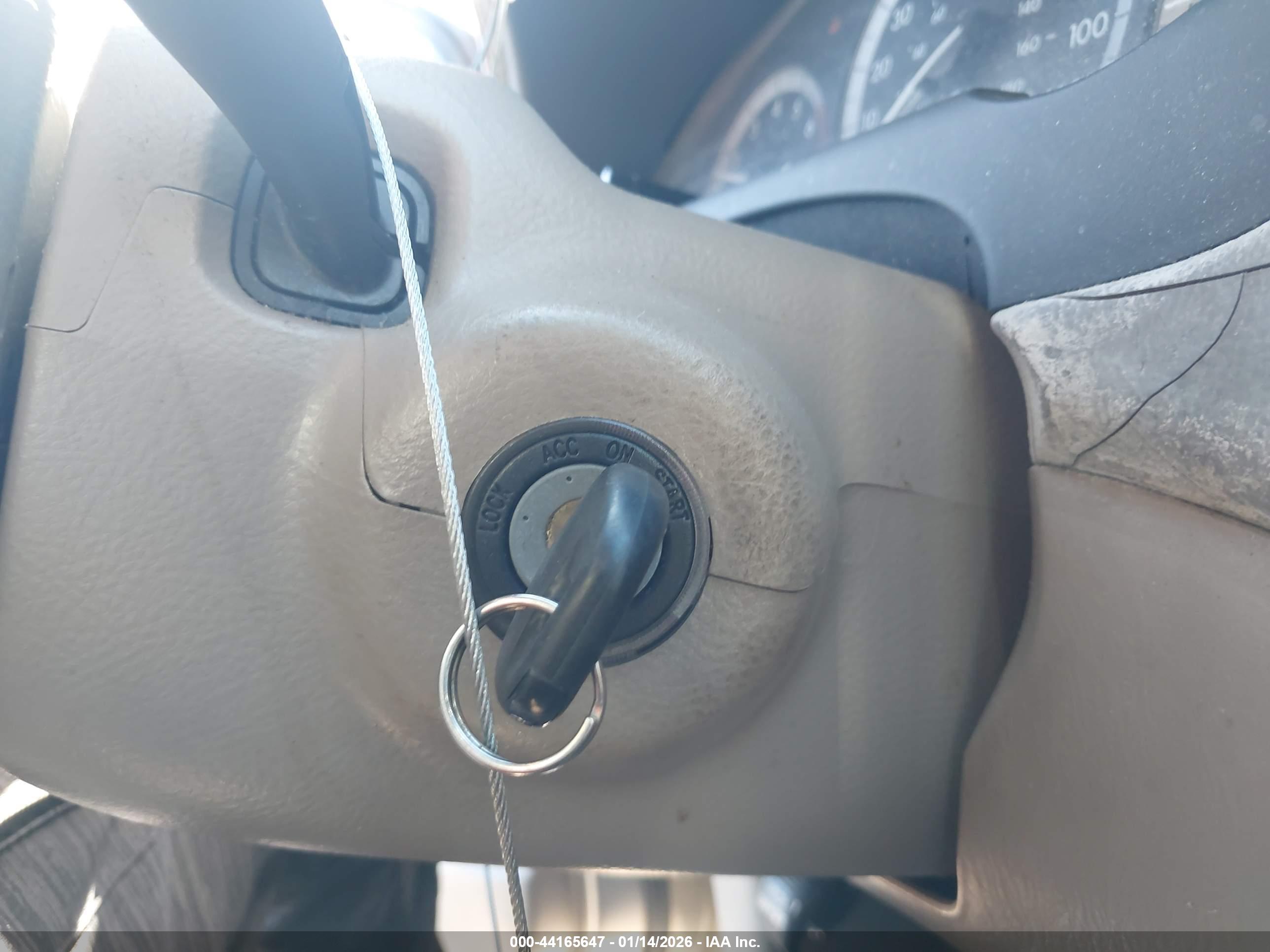 TOYOTA SIENNA image 11