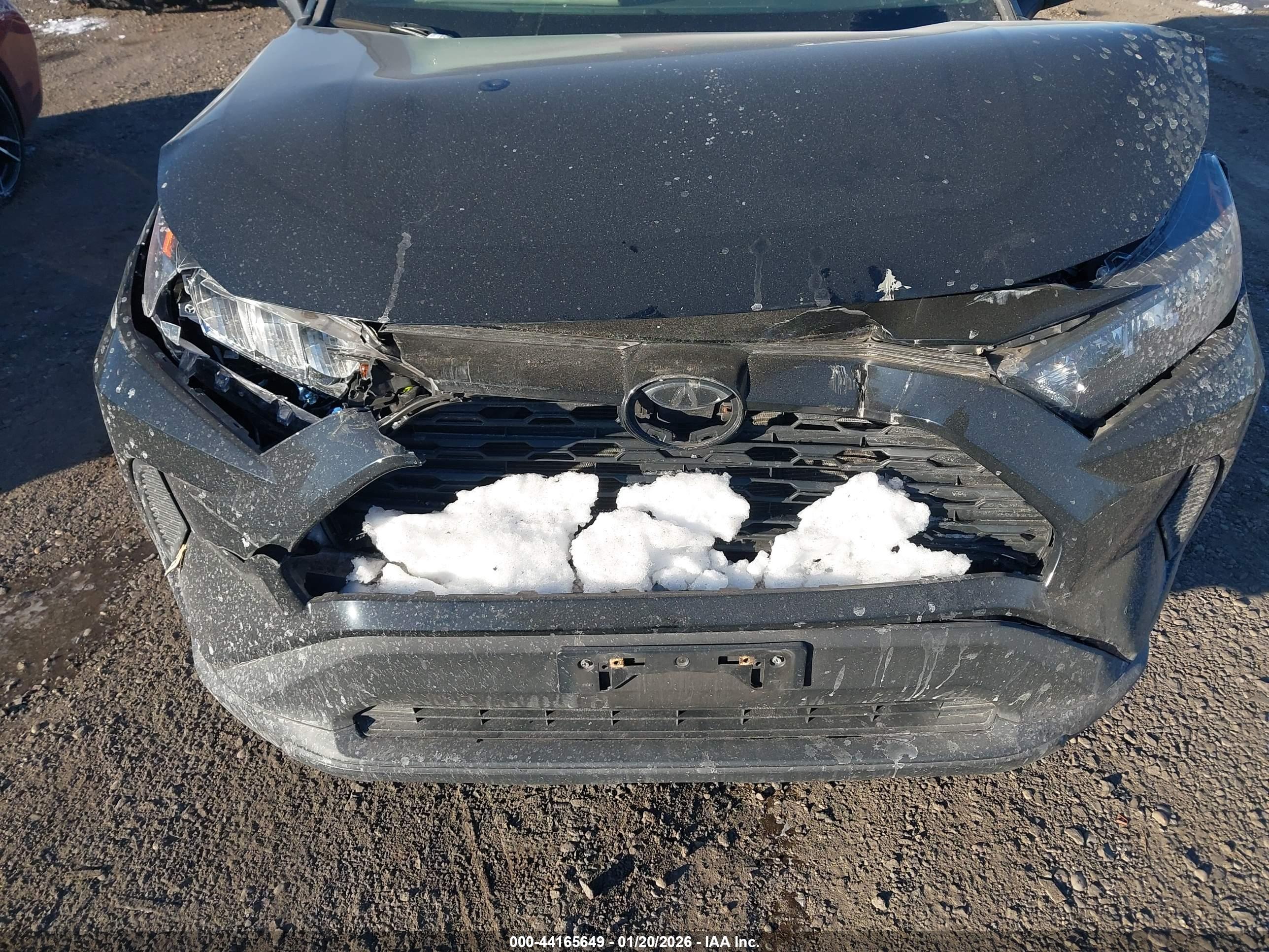 TOYOTA RAV4 image 6