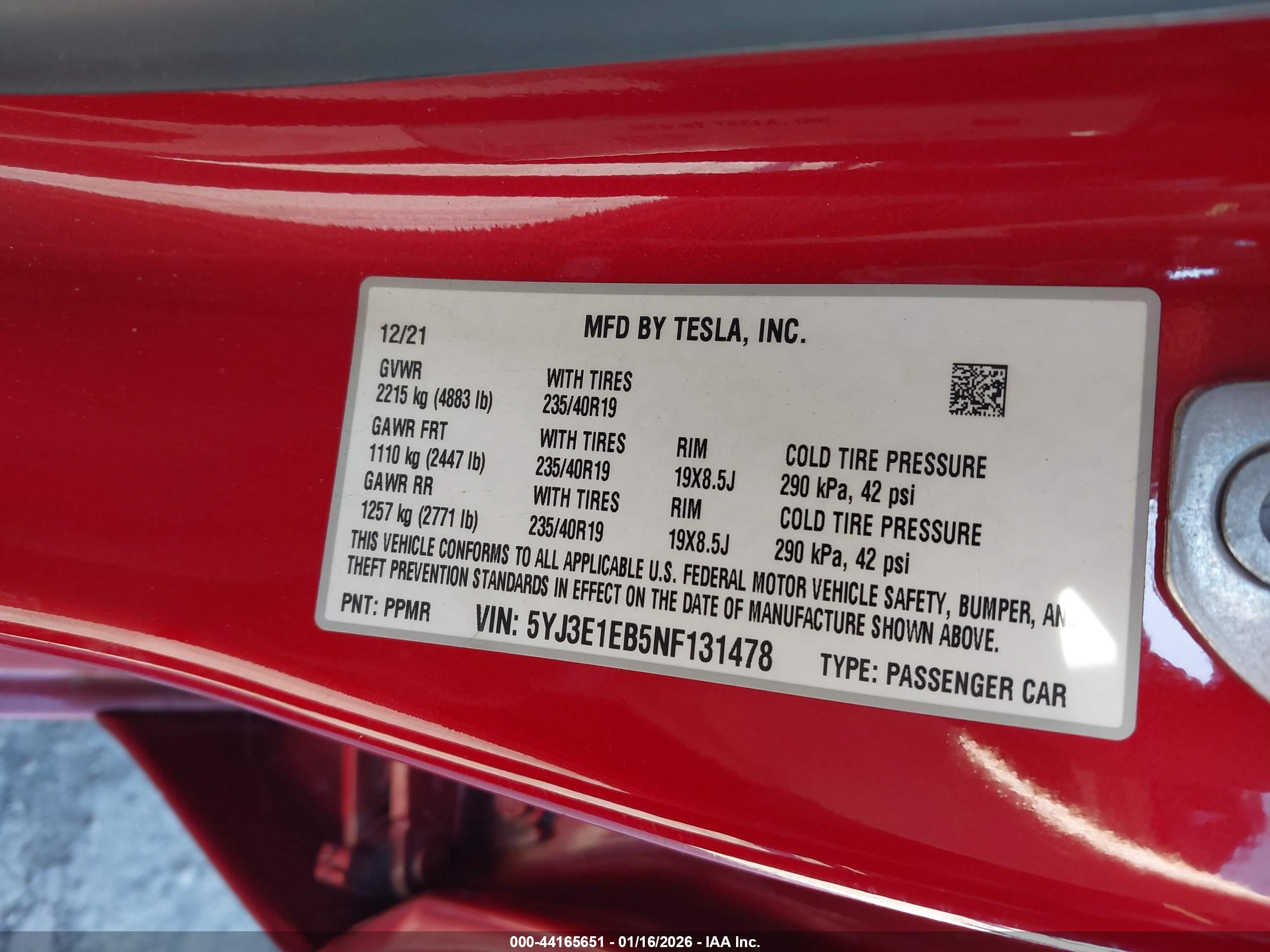 TESLA MODEL image 9
