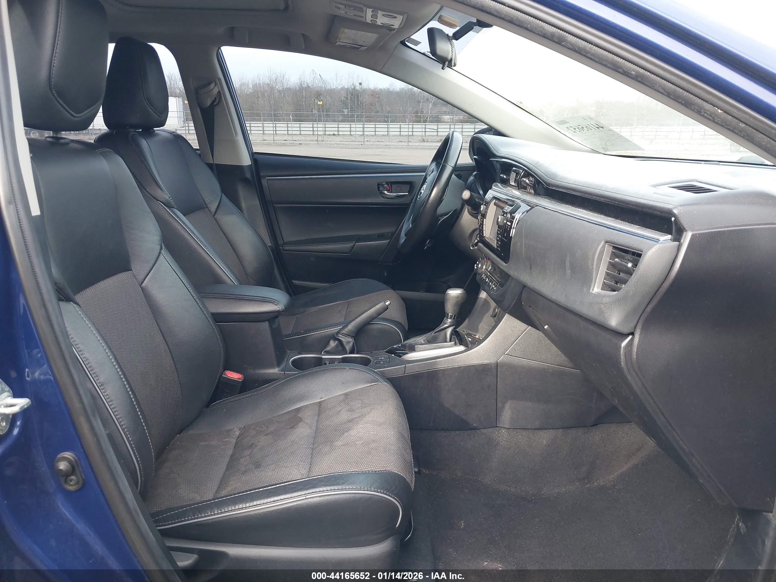 TOYOTA COROLLA image 5