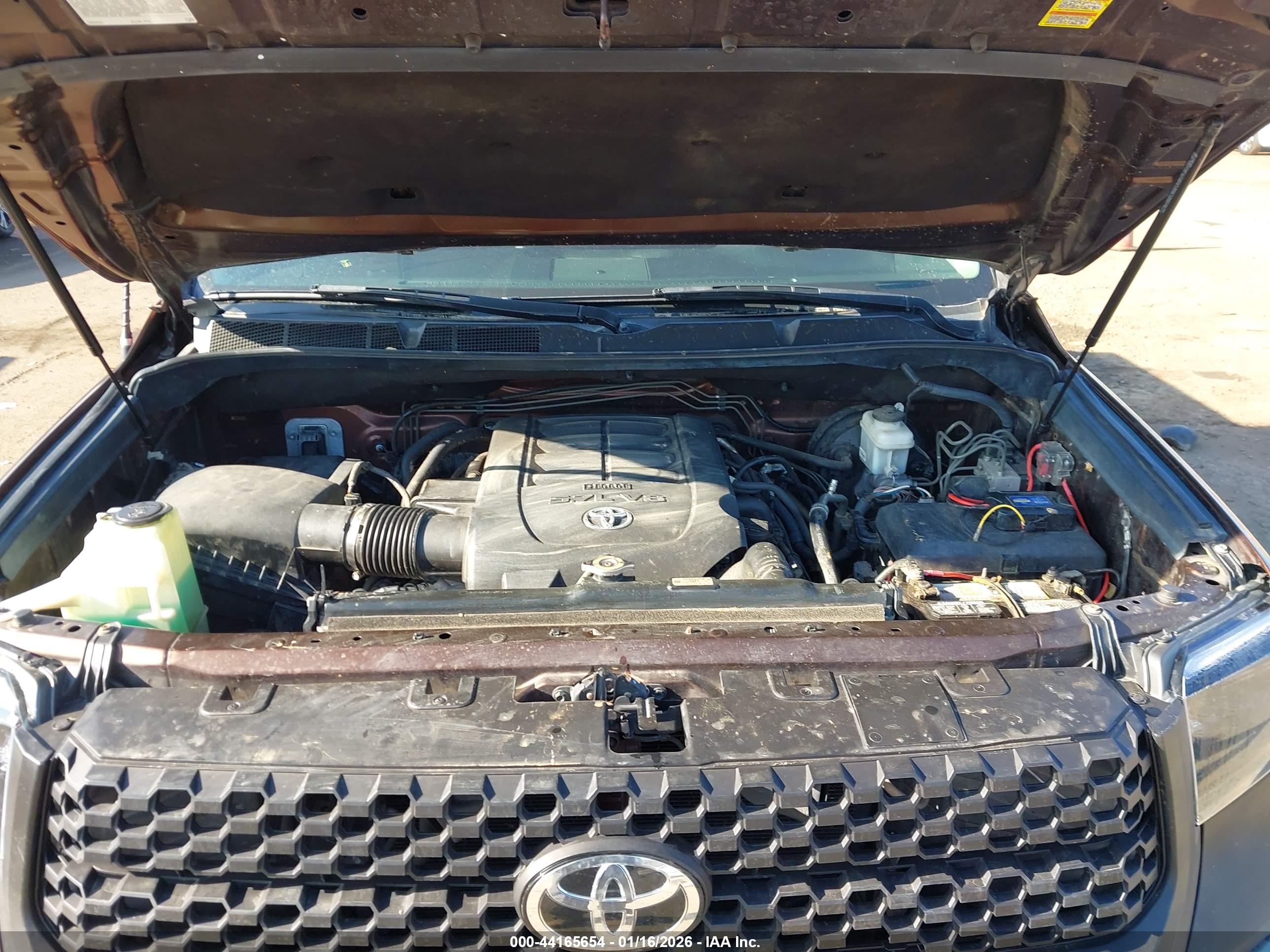 TOYOTA TUNDRA image 10