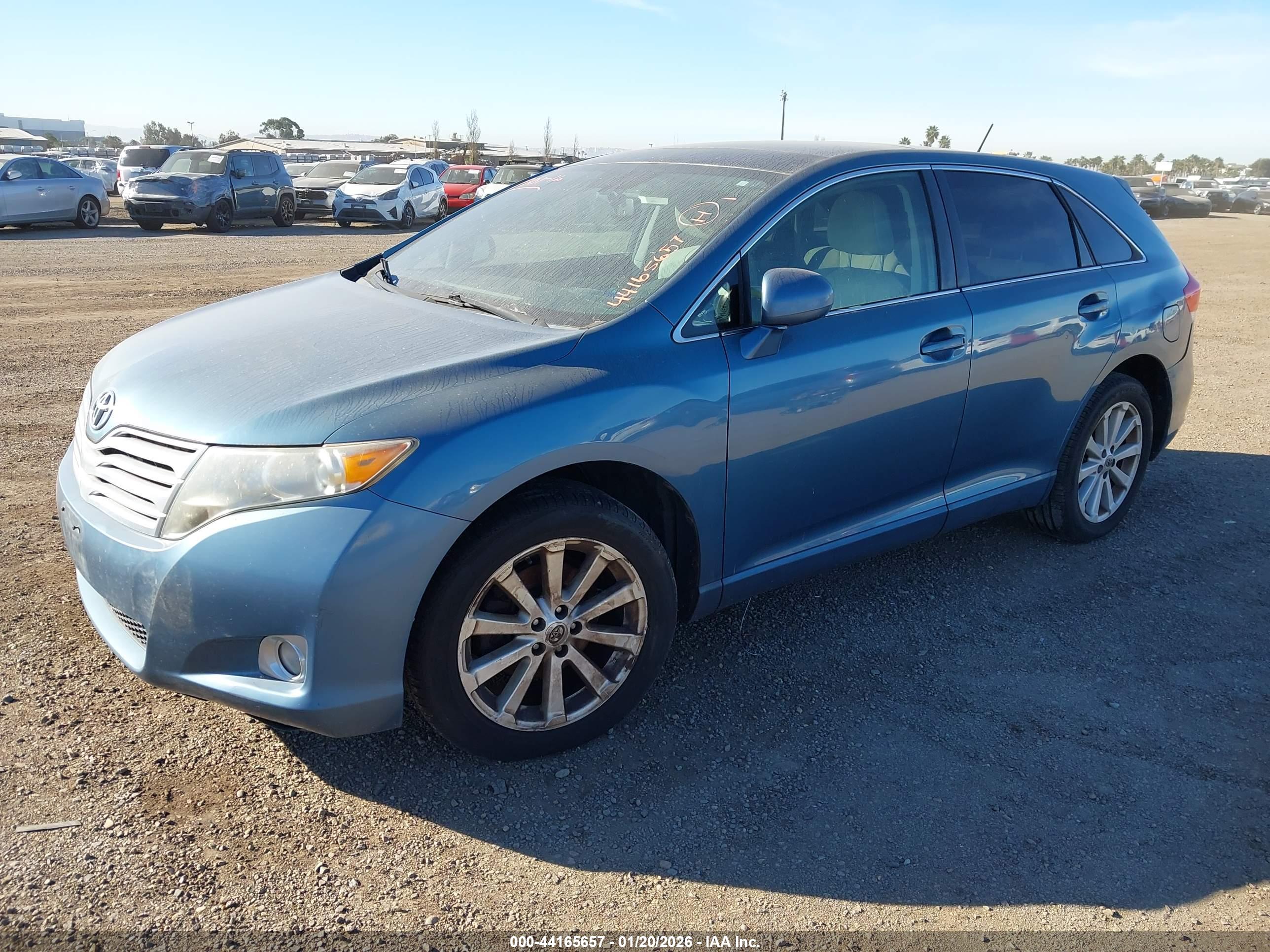 TOYOTA VENZA image 2
