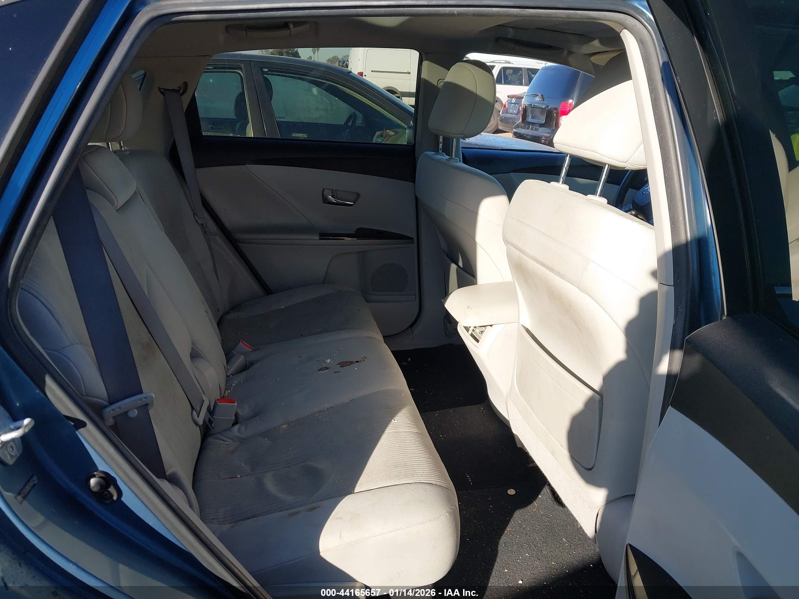 TOYOTA VENZA image 8