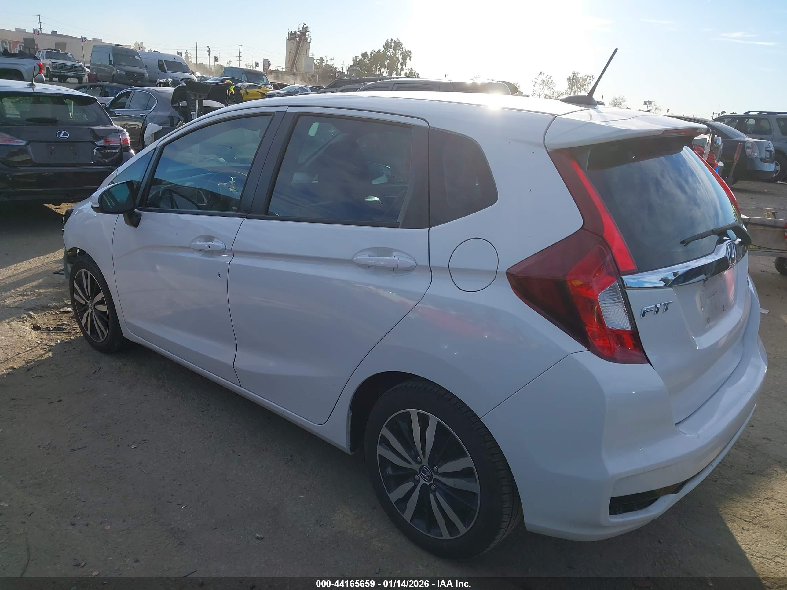 HONDA FIT image 3