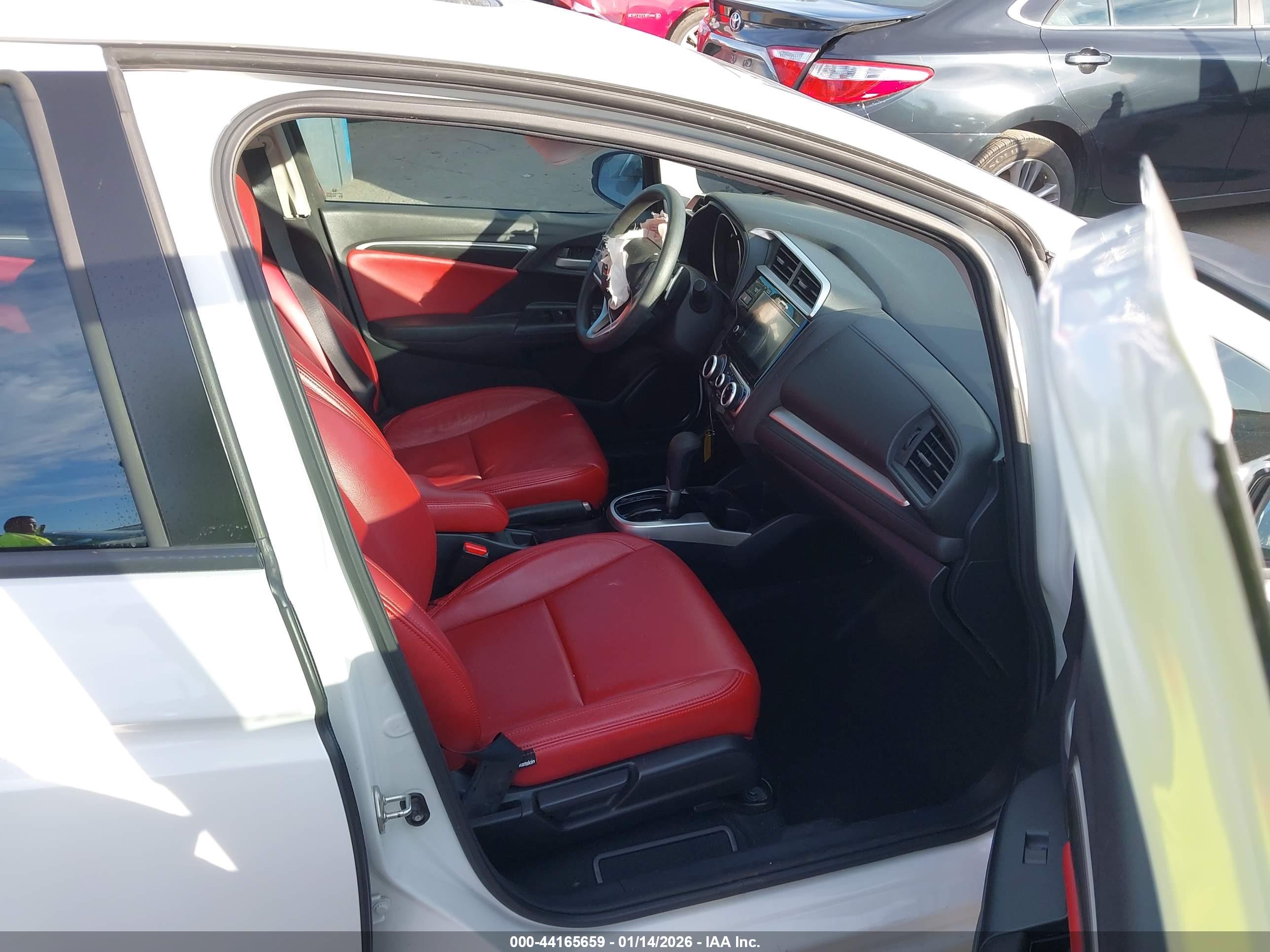 HONDA FIT image 5
