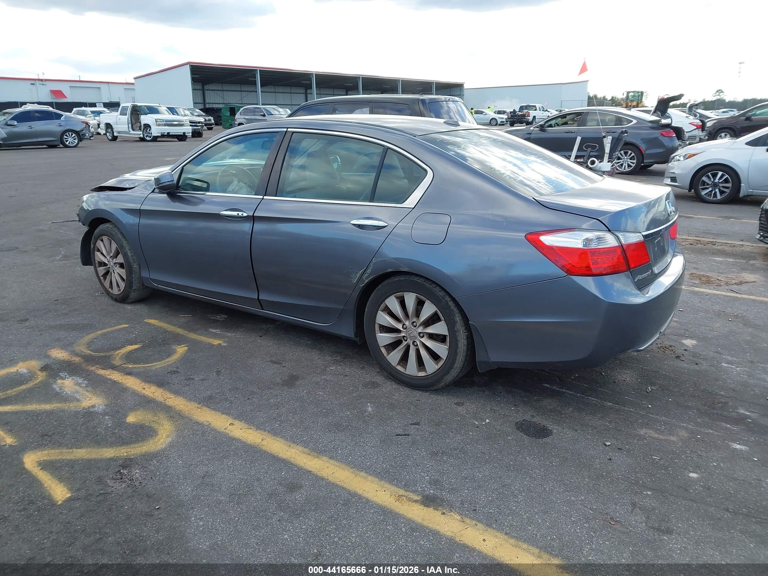 HONDA ACCORD image 3