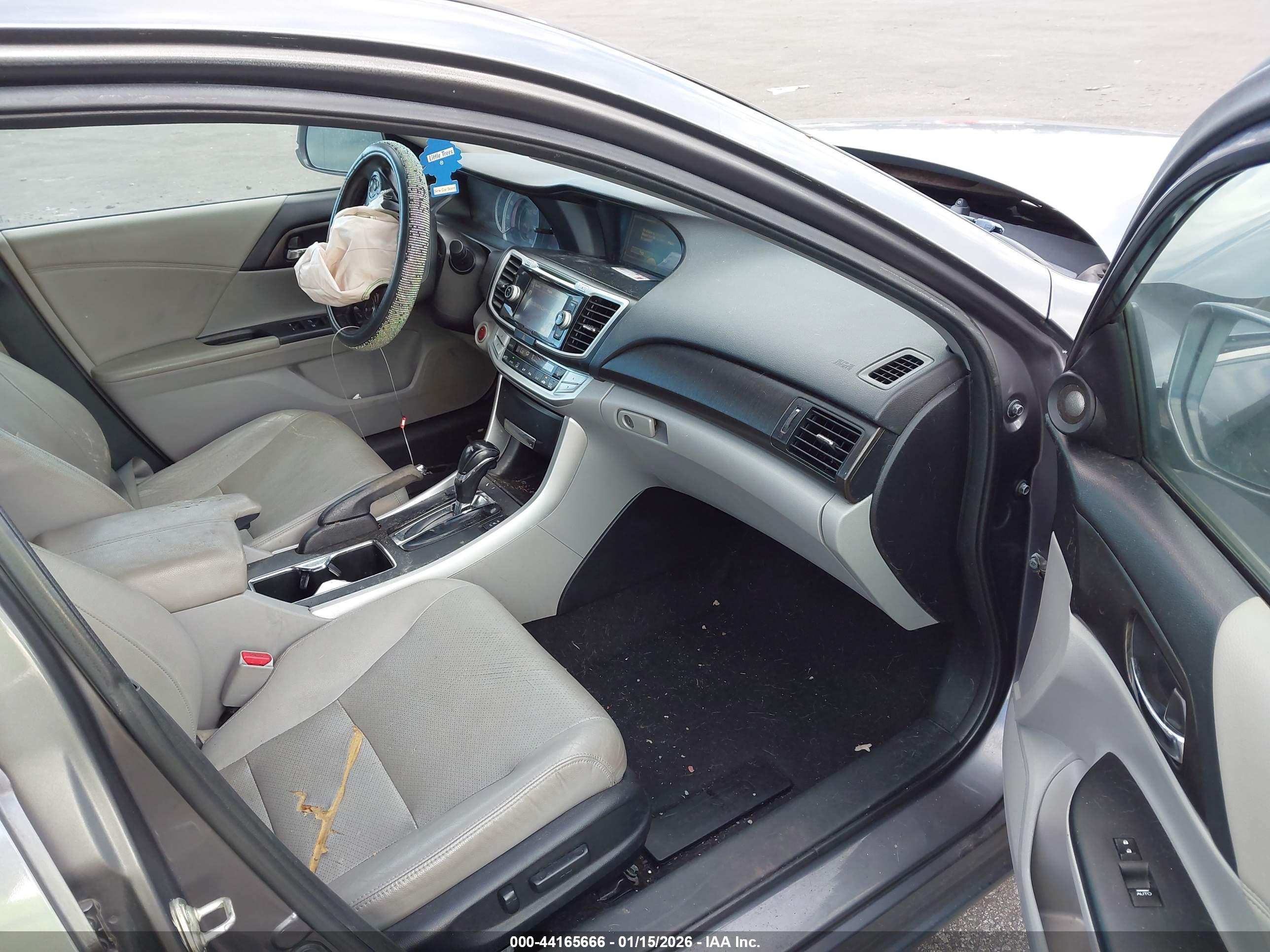 HONDA ACCORD image 5