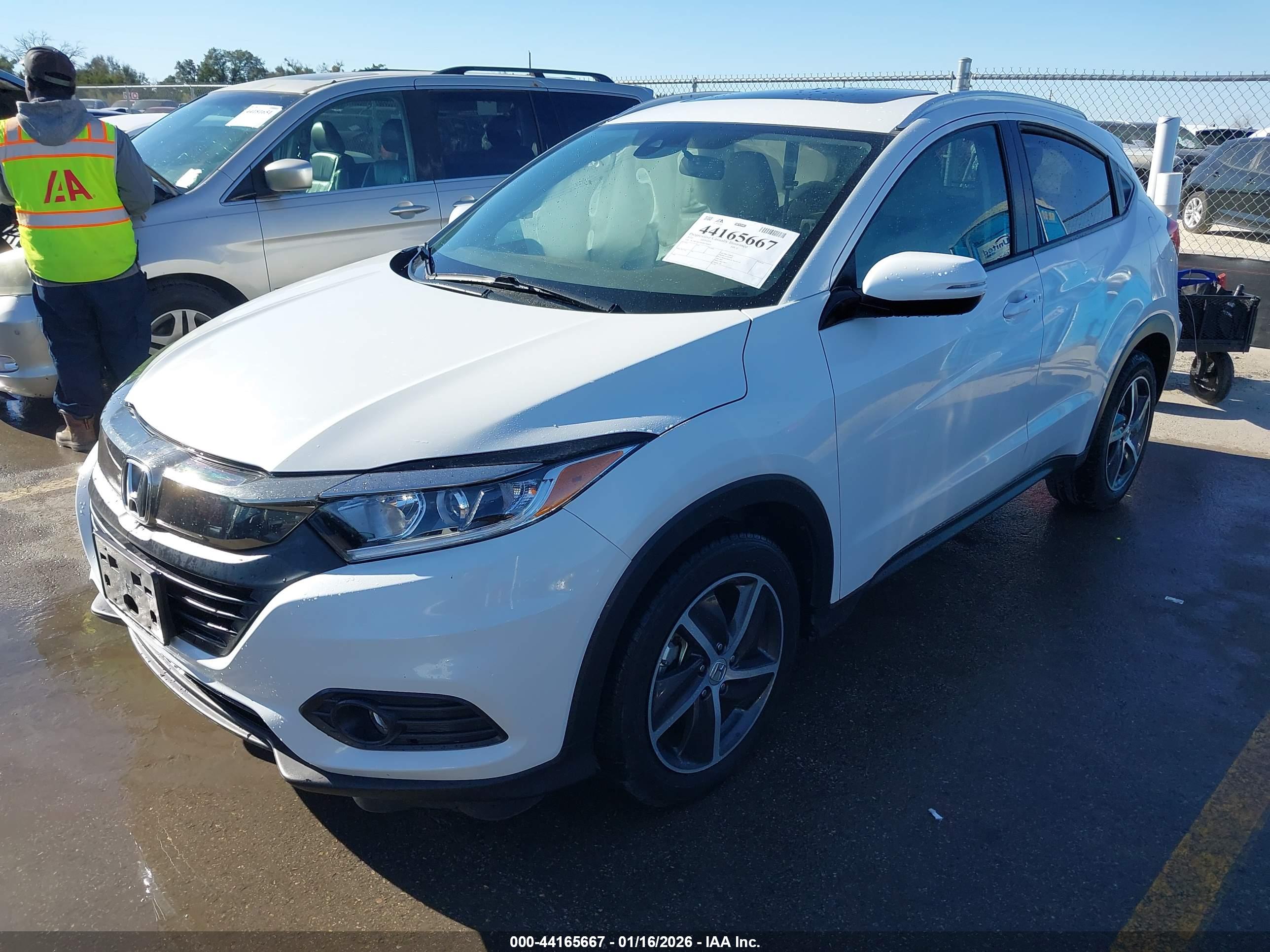 HONDA HR-V image 2