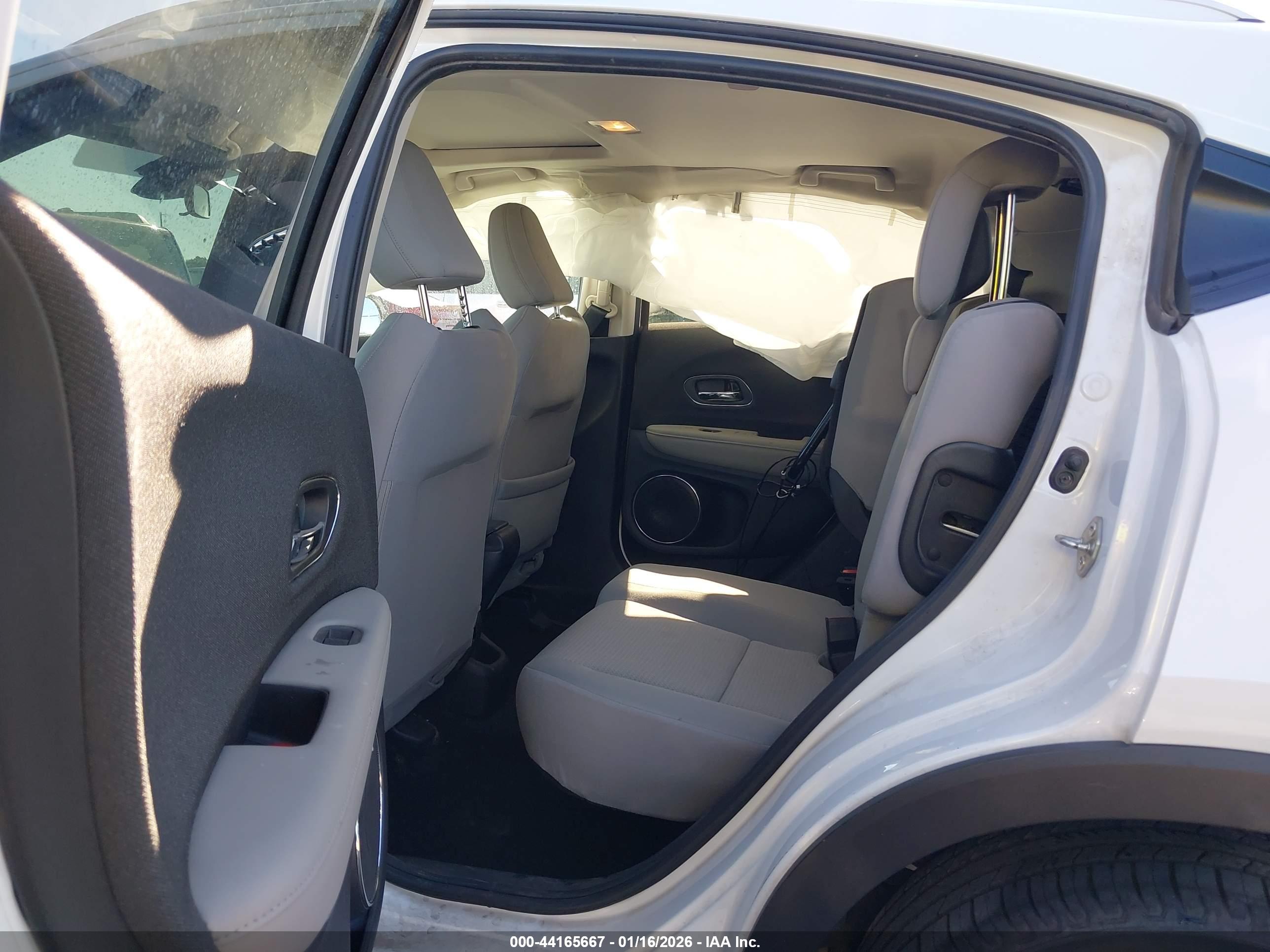 HONDA HR-V image 8