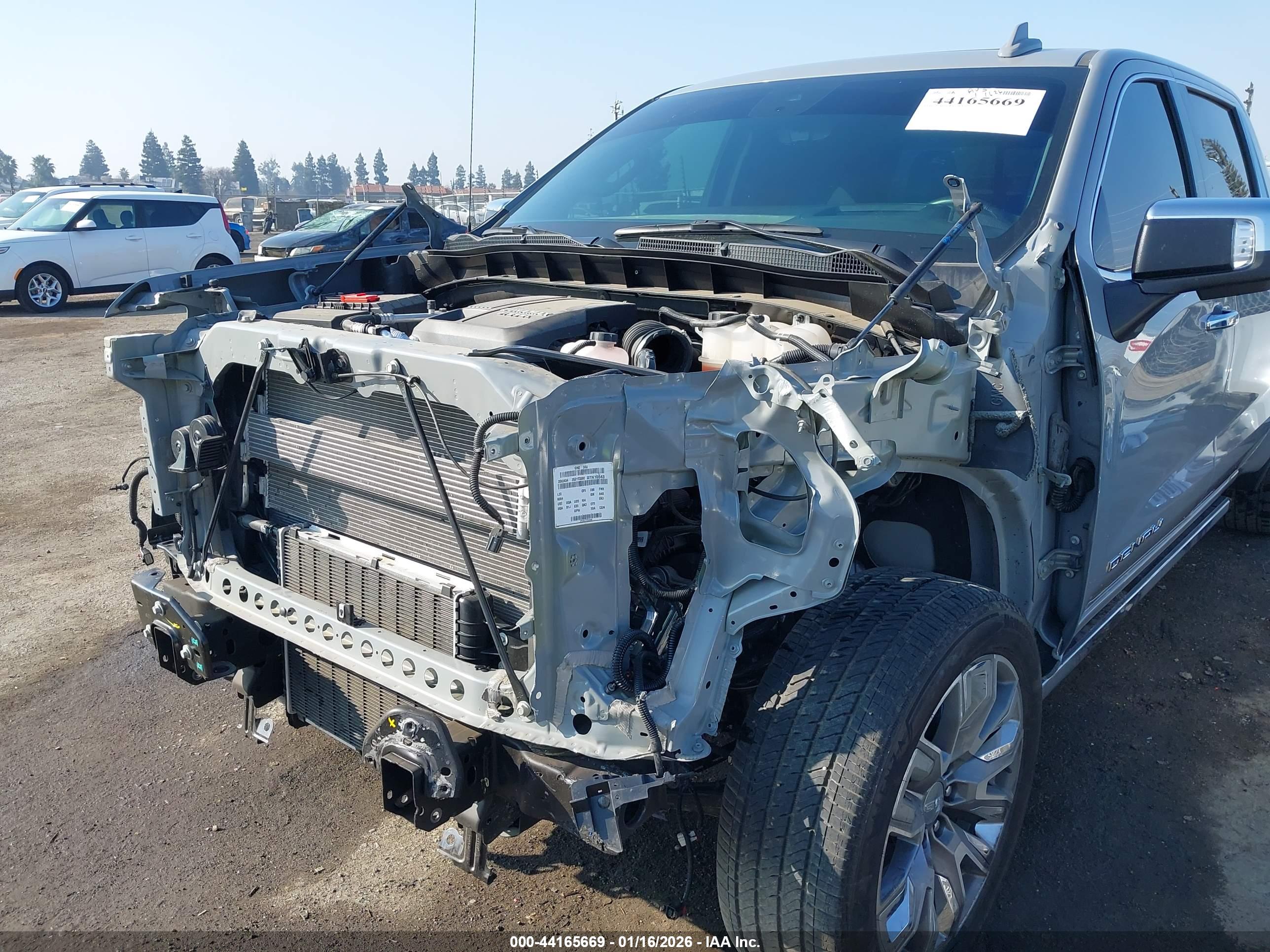GMC SIERRA image 6