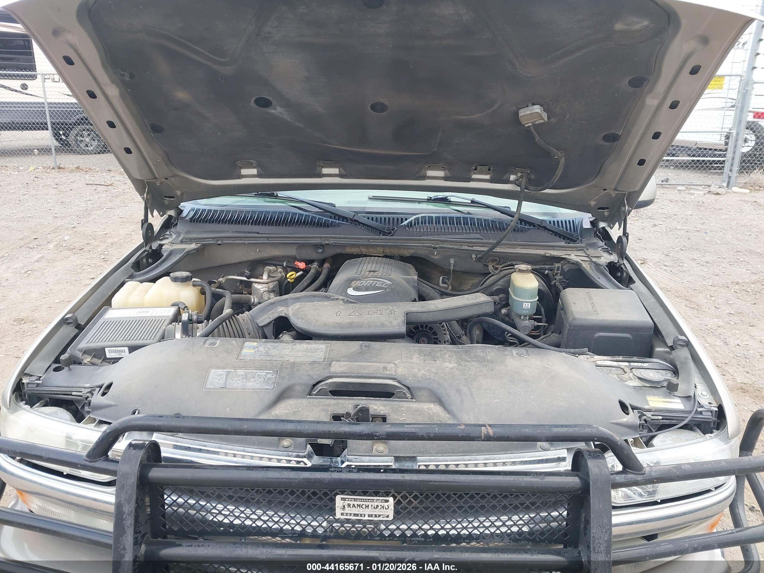 CHEVROLET SUBURBAN image 10