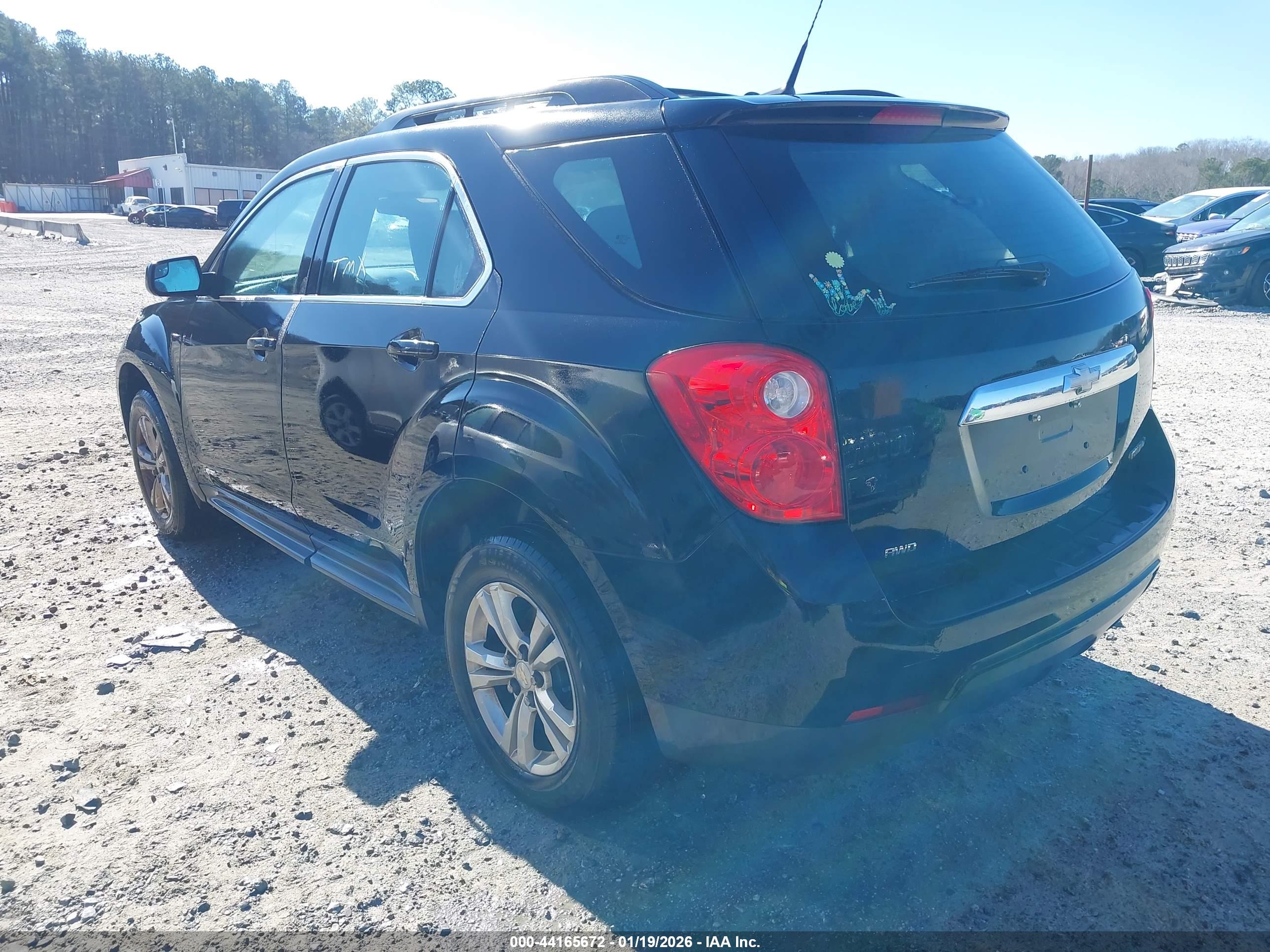 CHEVROLET EQUINOX image 3