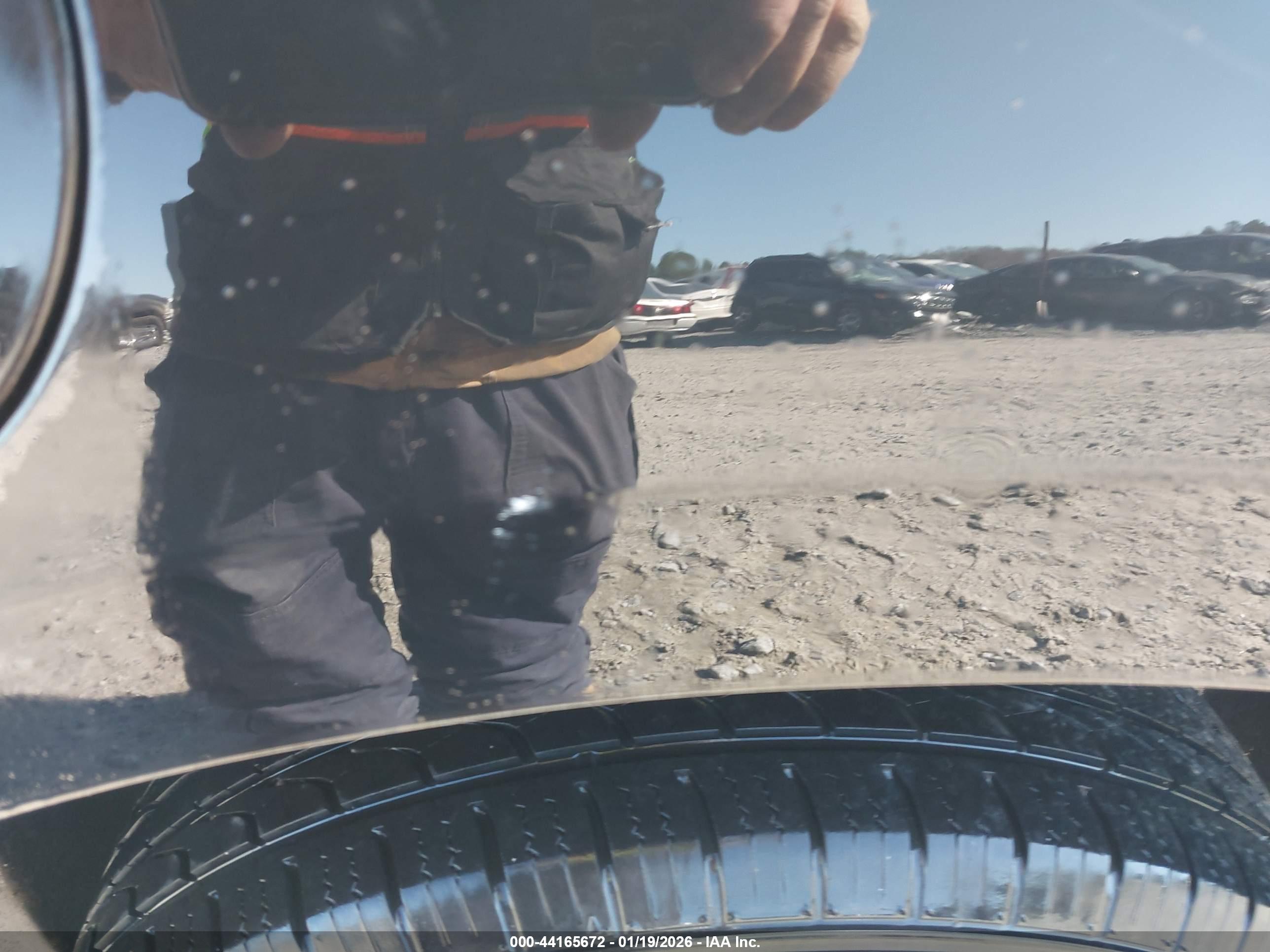 CHEVROLET EQUINOX image 6