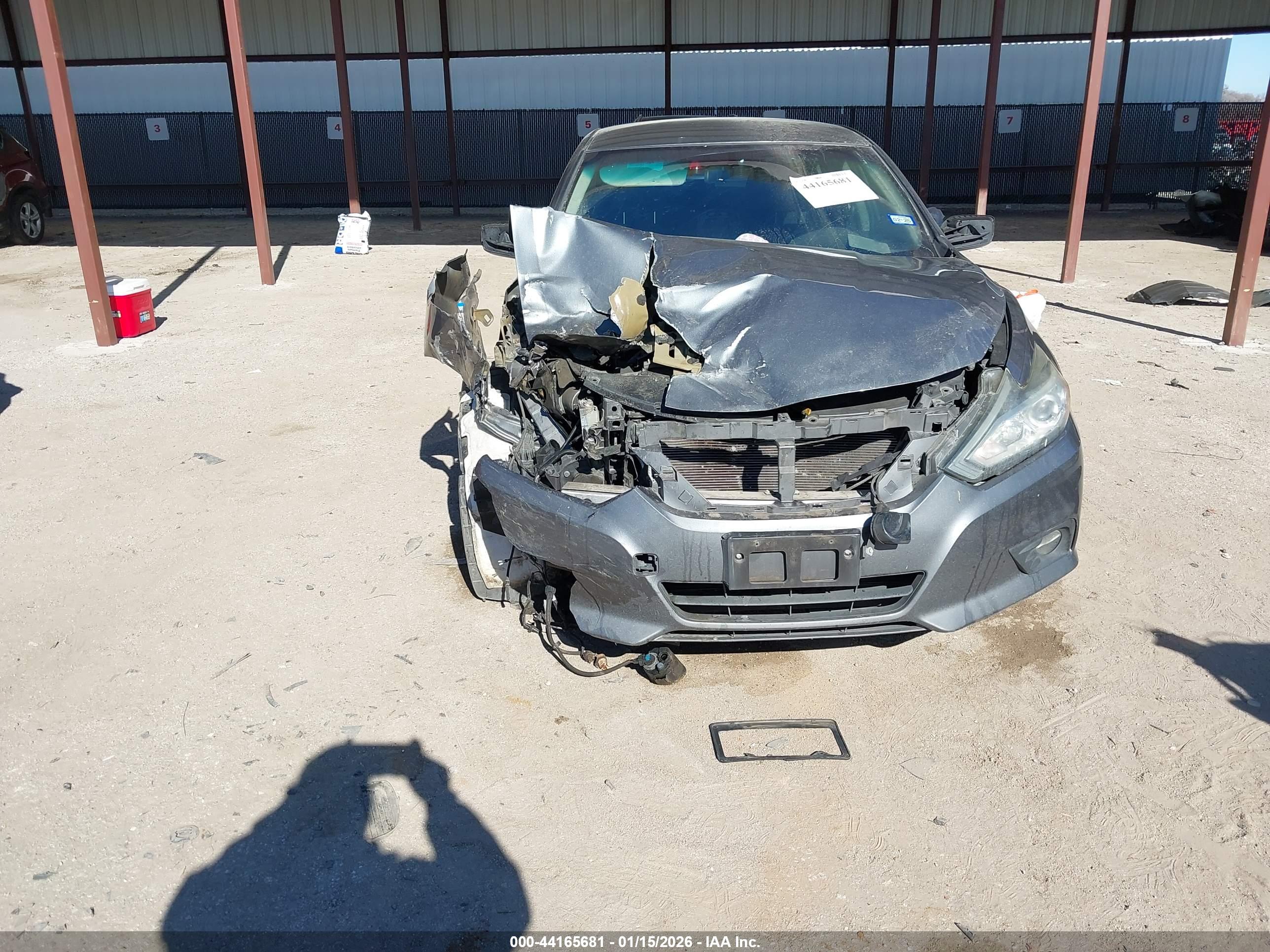NISSAN ALTIMA image 6
