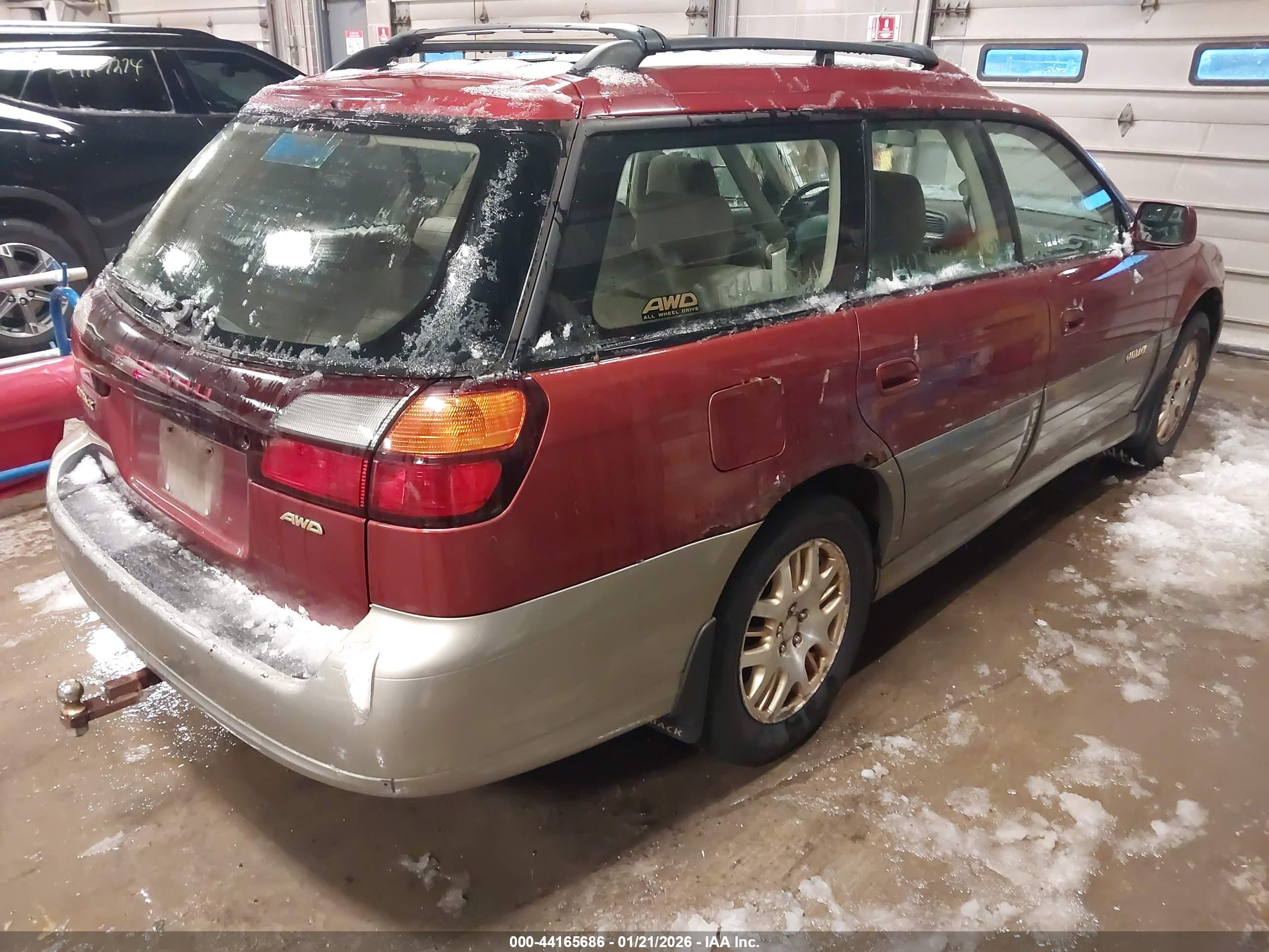 SUBARU OUTBACK image 4