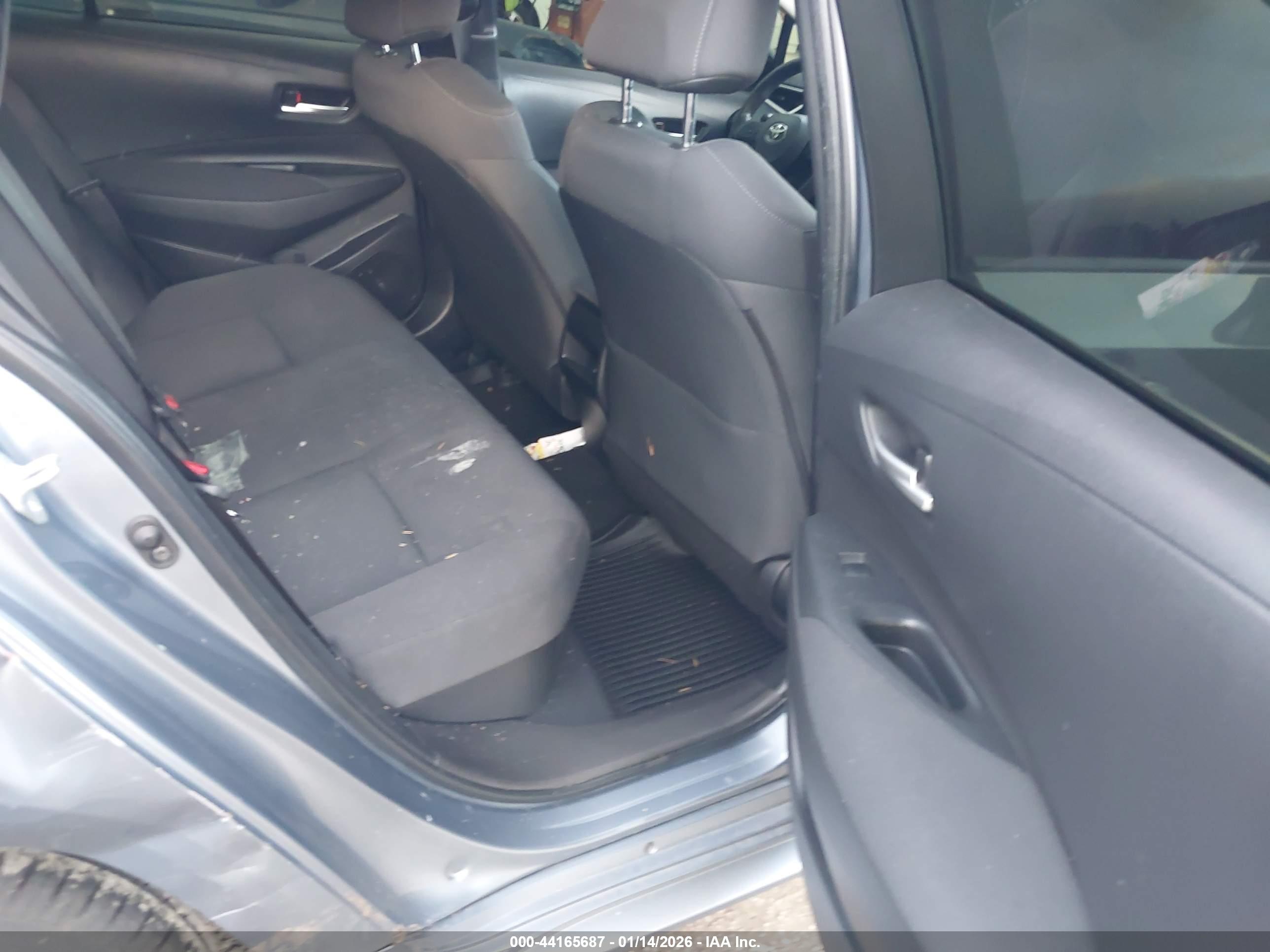 TOYOTA COROLLA image 8