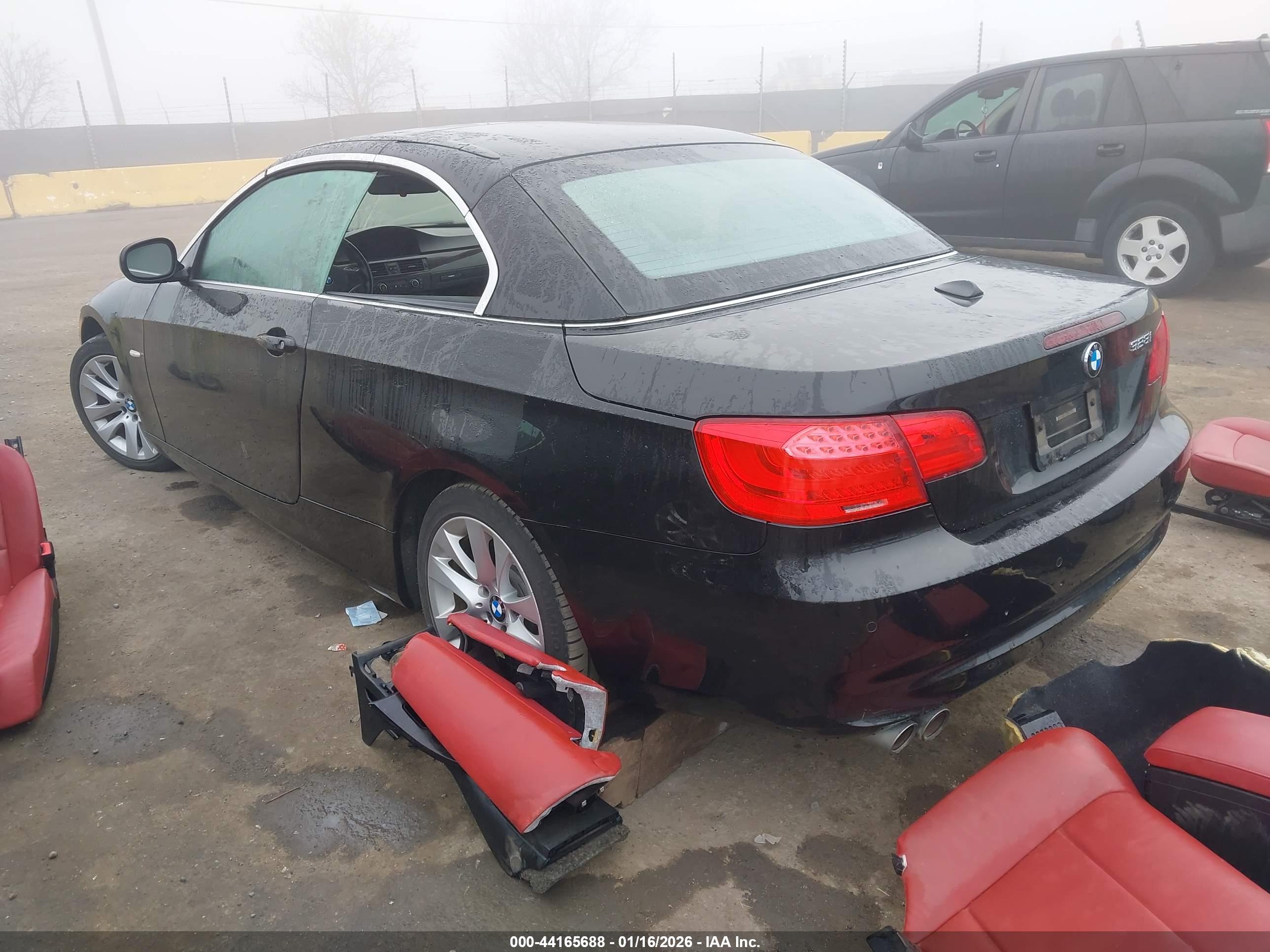 BMW 328I image 3