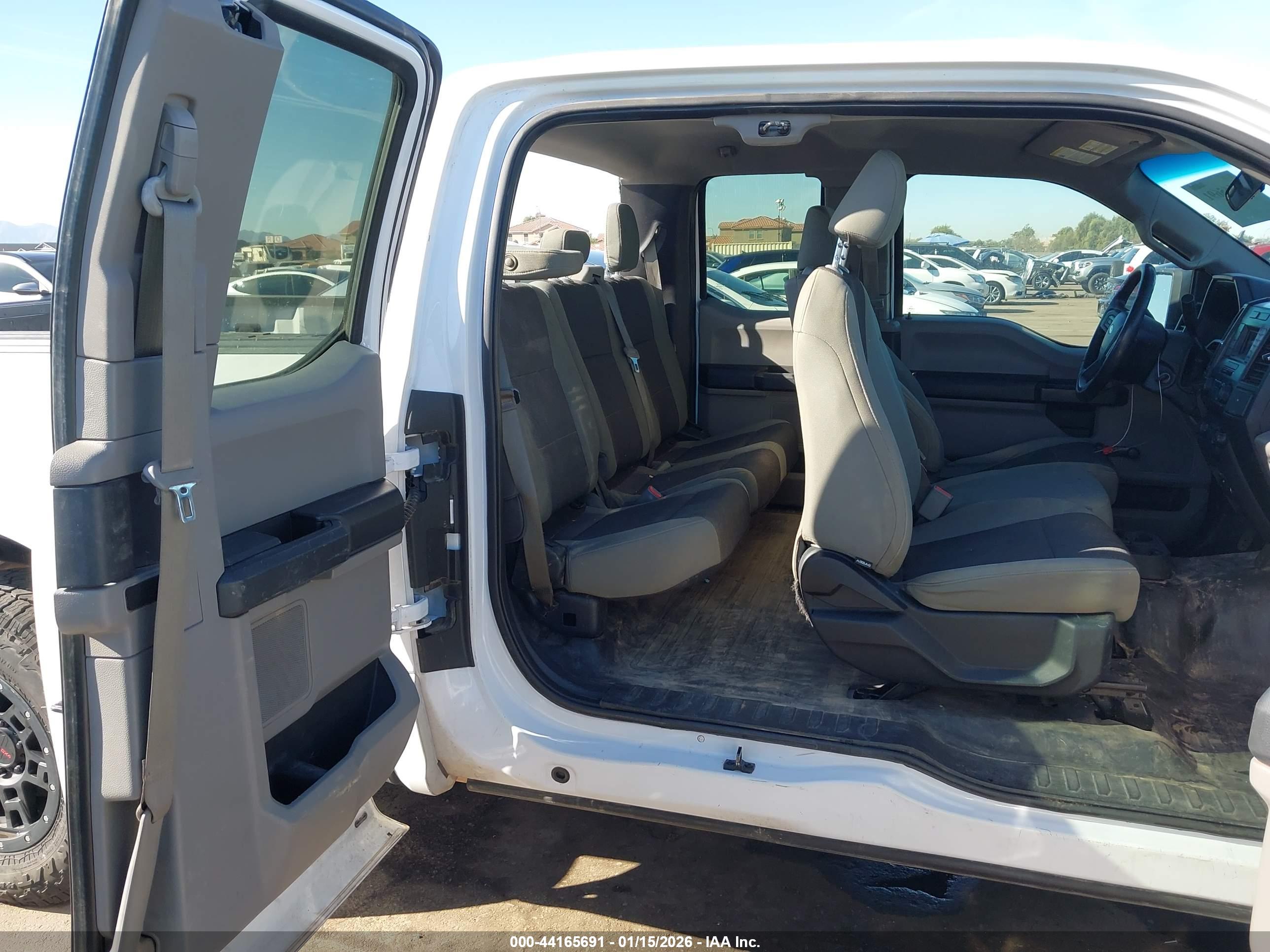 FORD F-150 image 8