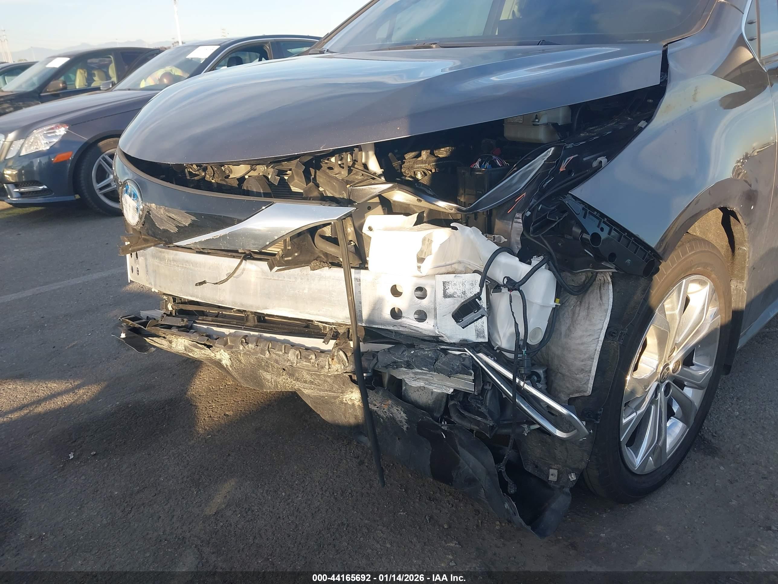 TOYOTA SIENNA image 6