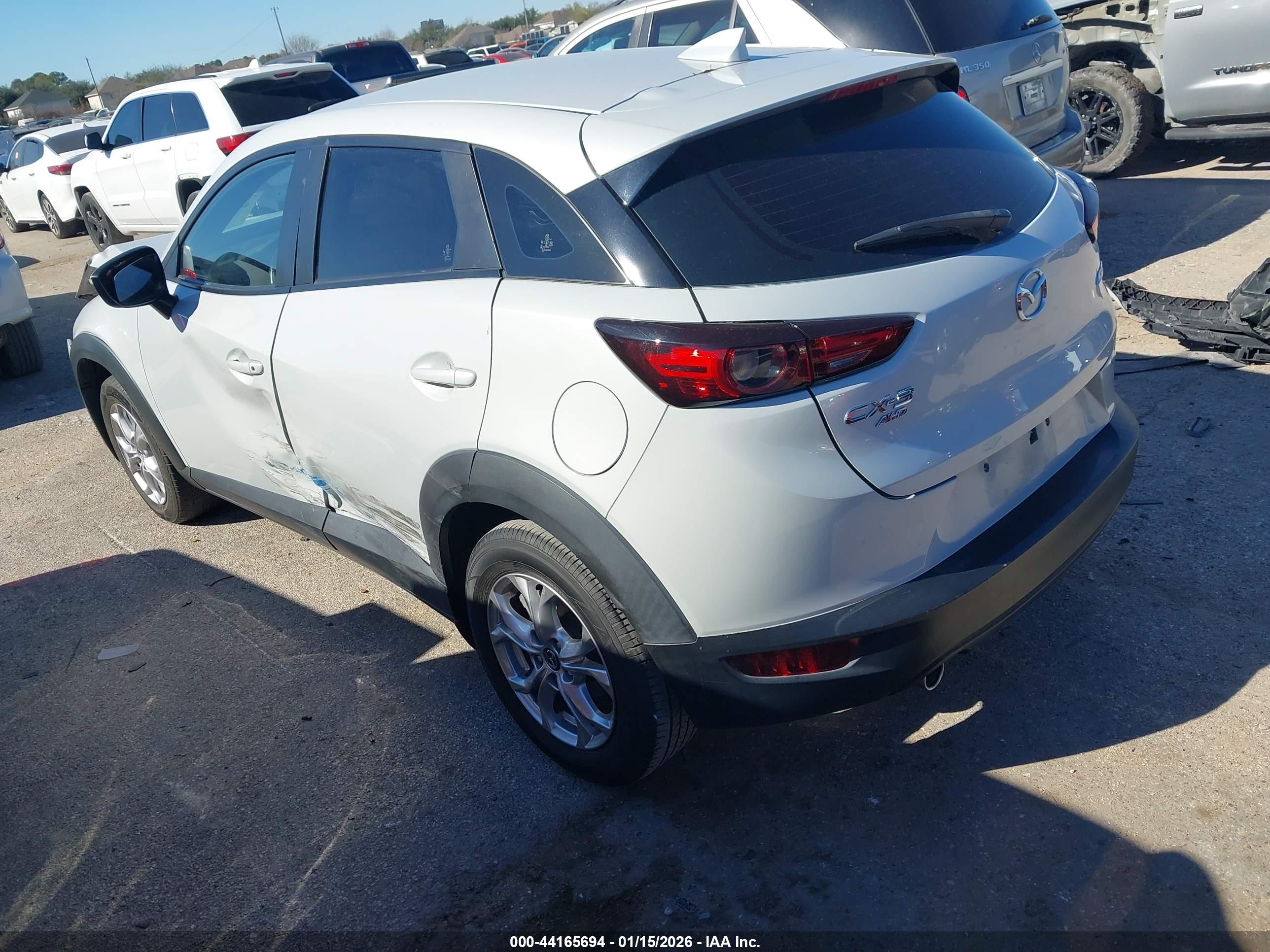 MAZDA CX-3 image 3