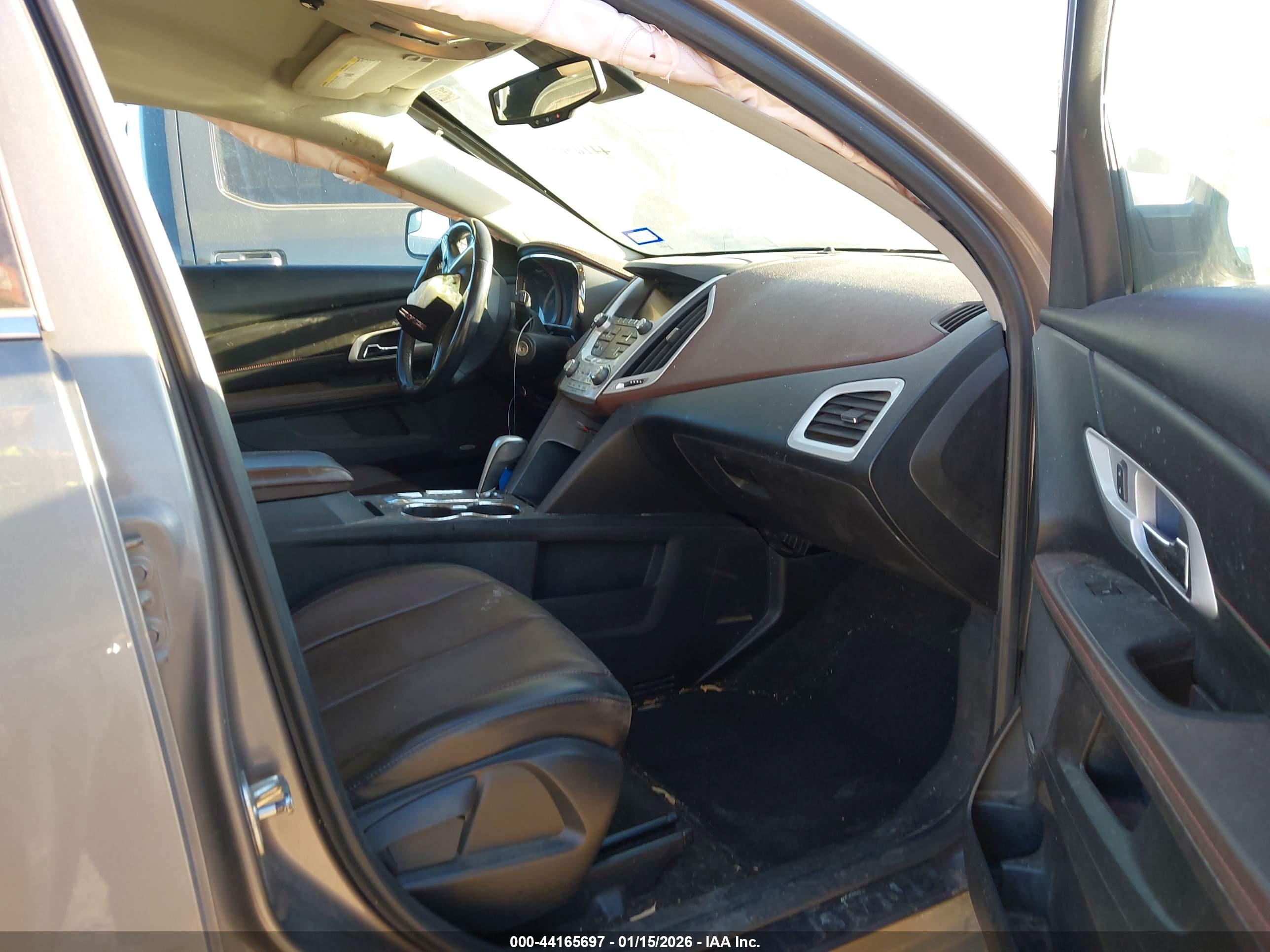 GMC TERRAIN image 5