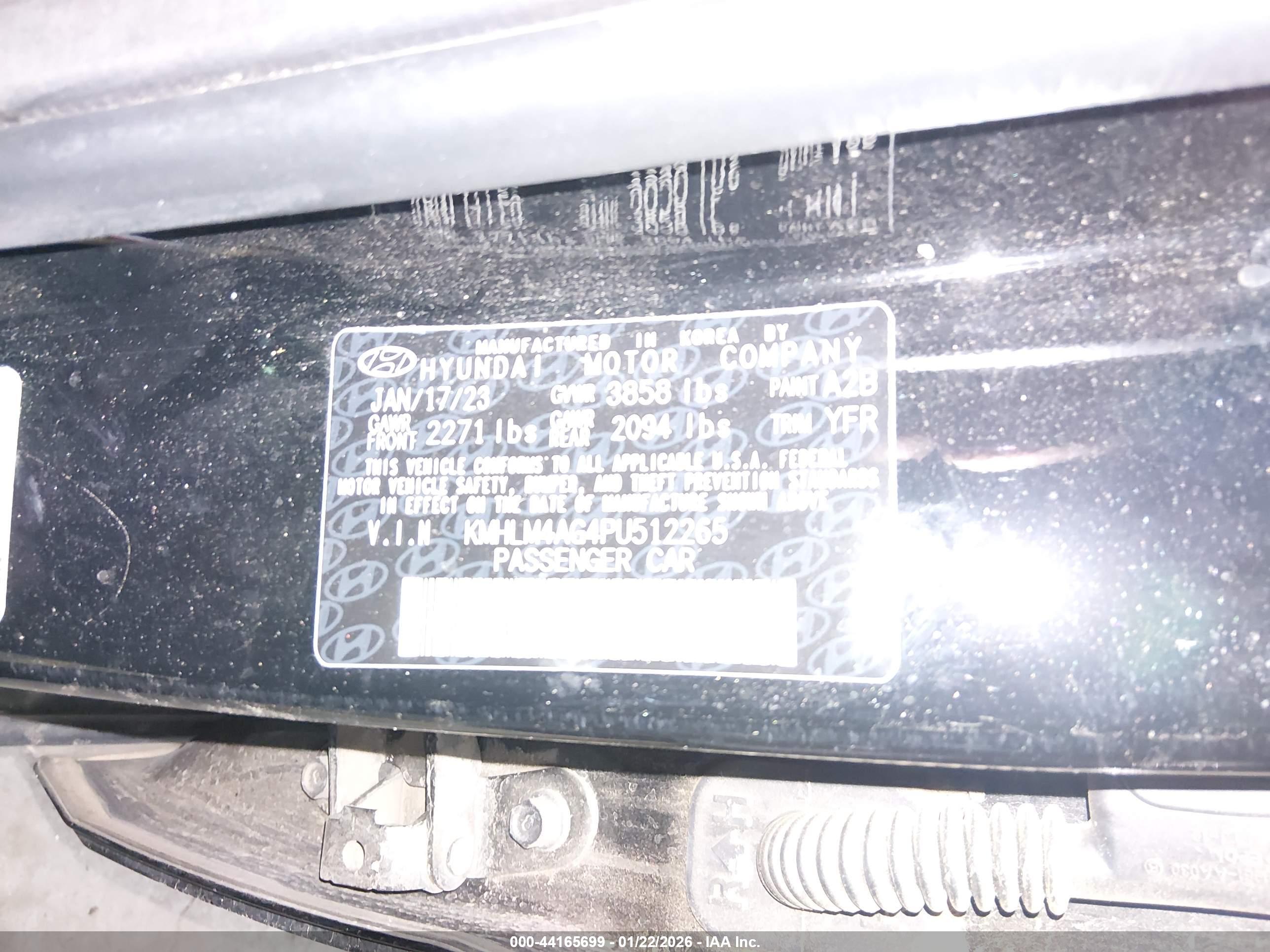 HYUNDAI ELANTRA image 9