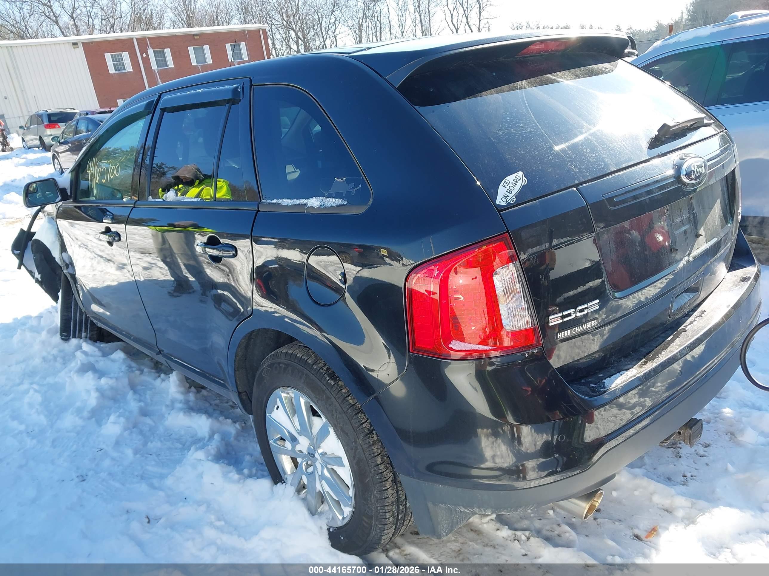 FORD EDGE image 3