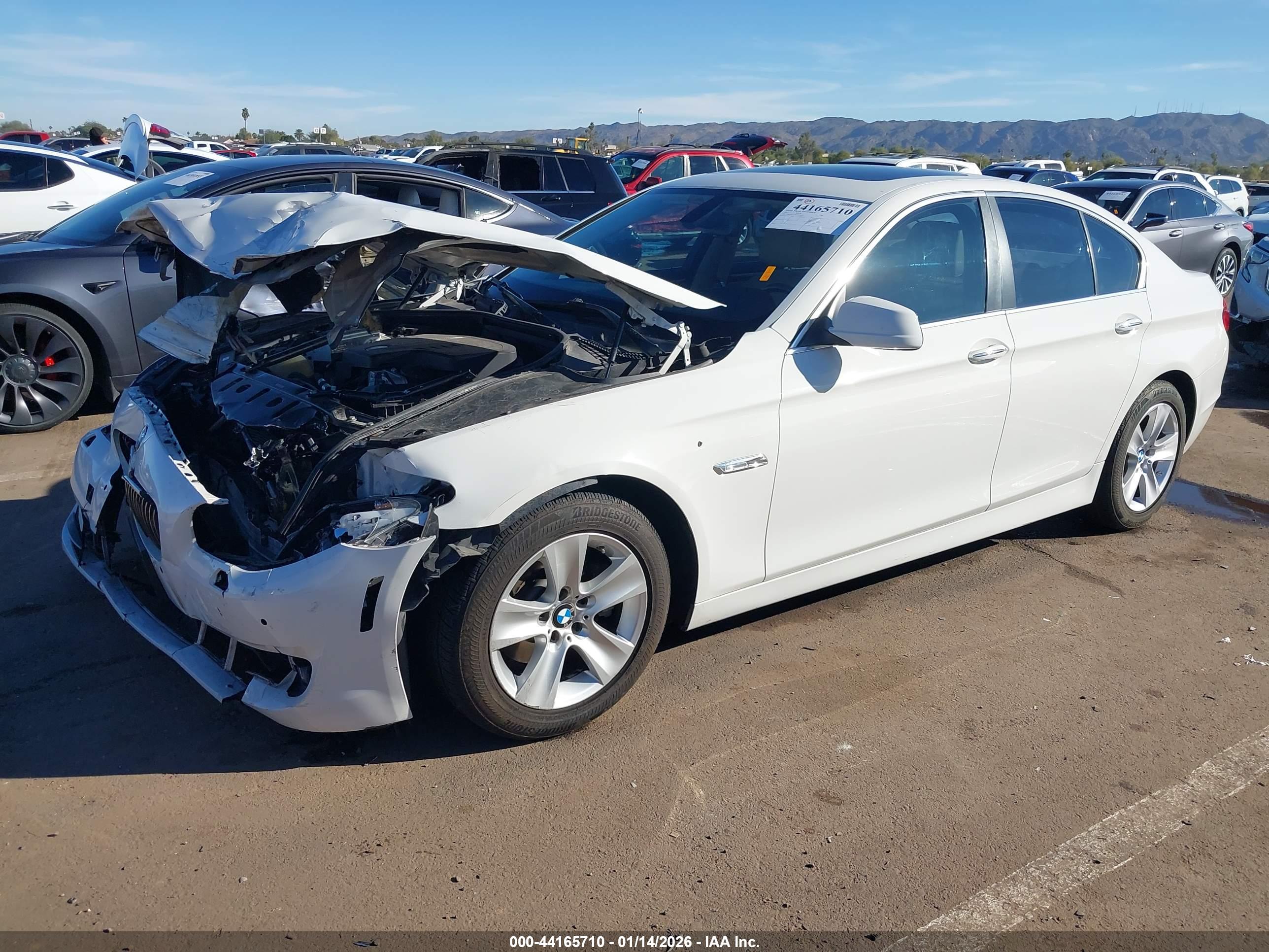 BMW 528I image 2