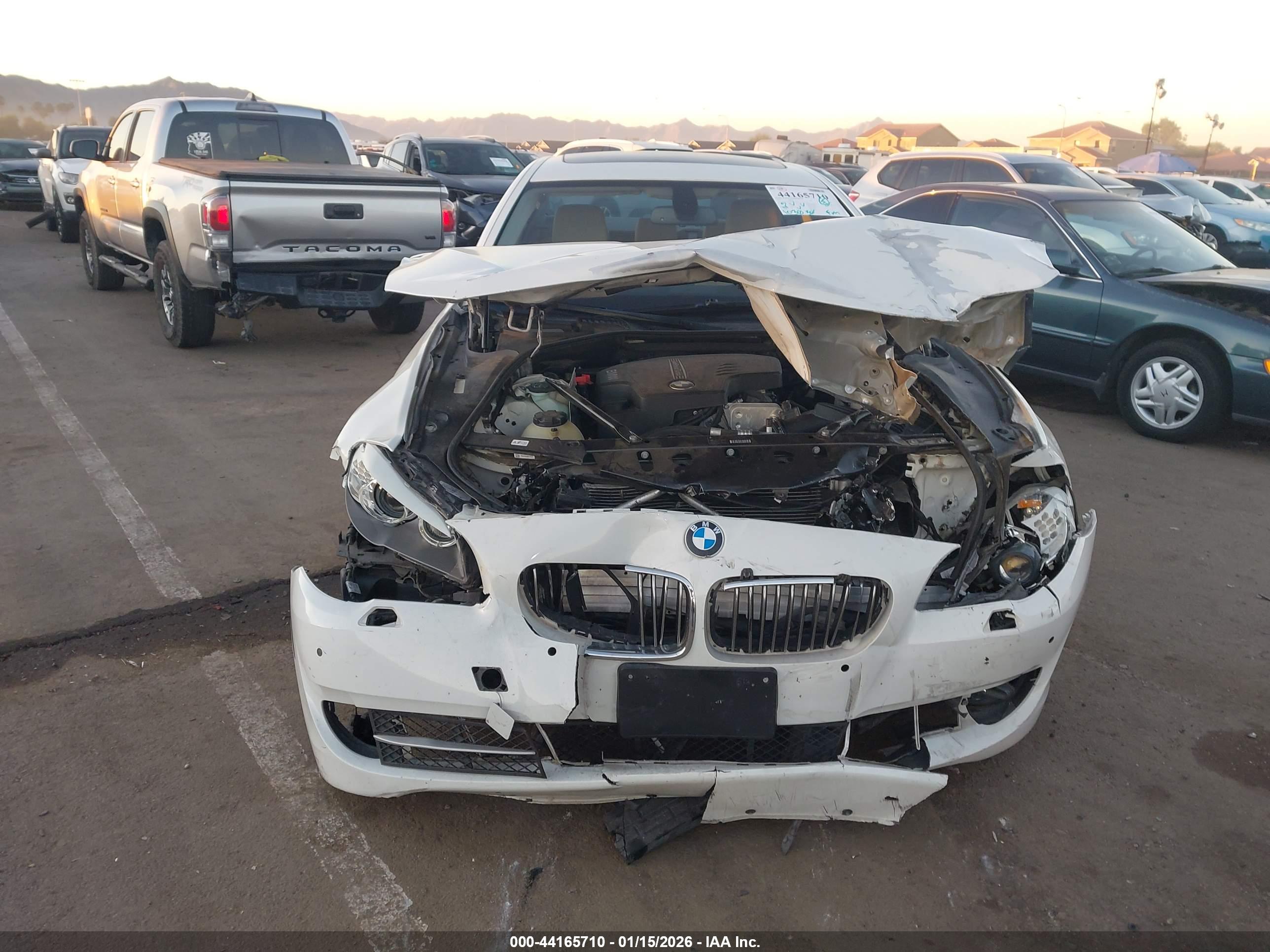 BMW 528I image 6