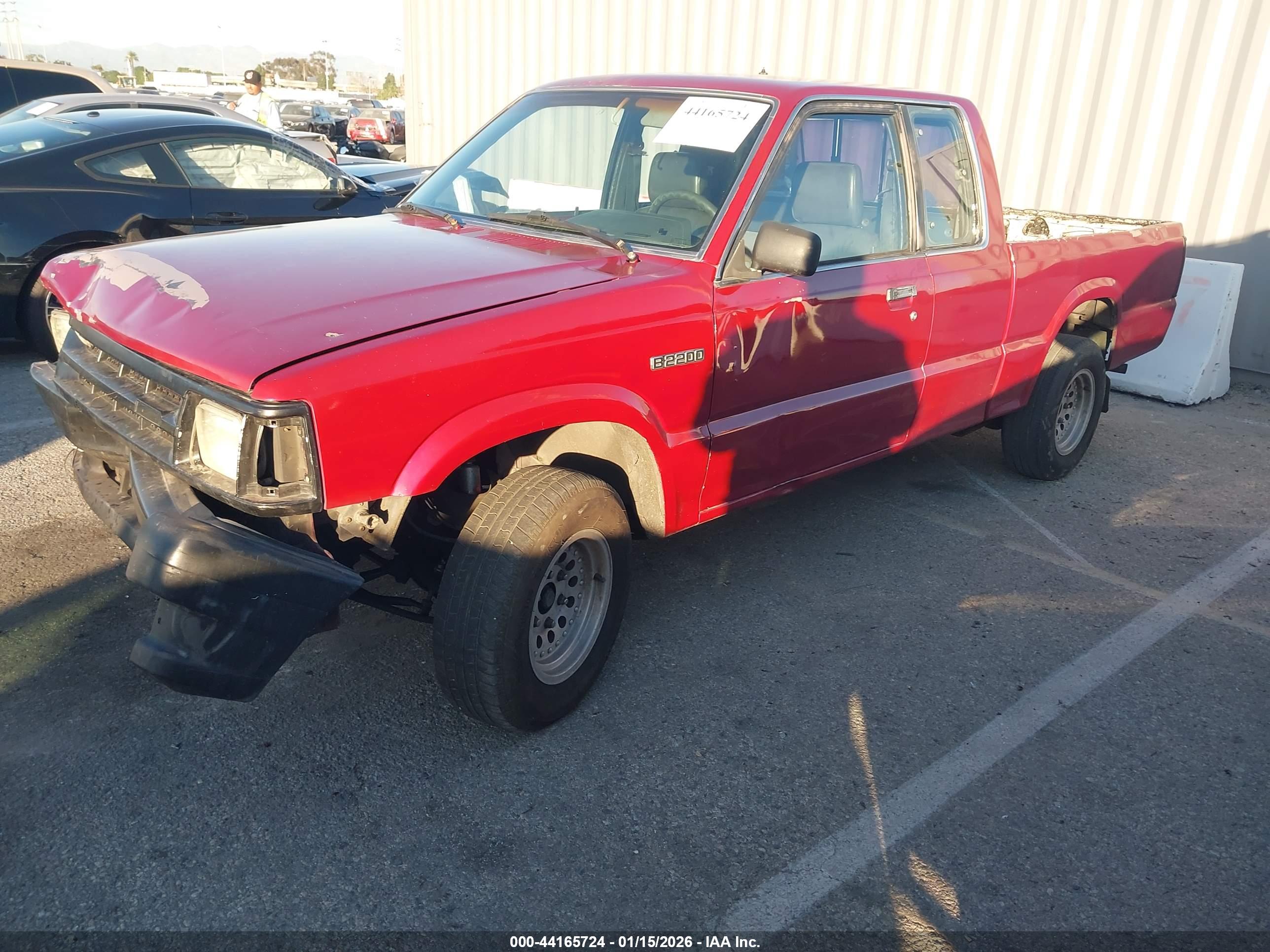 MAZDA B2200 image 2
