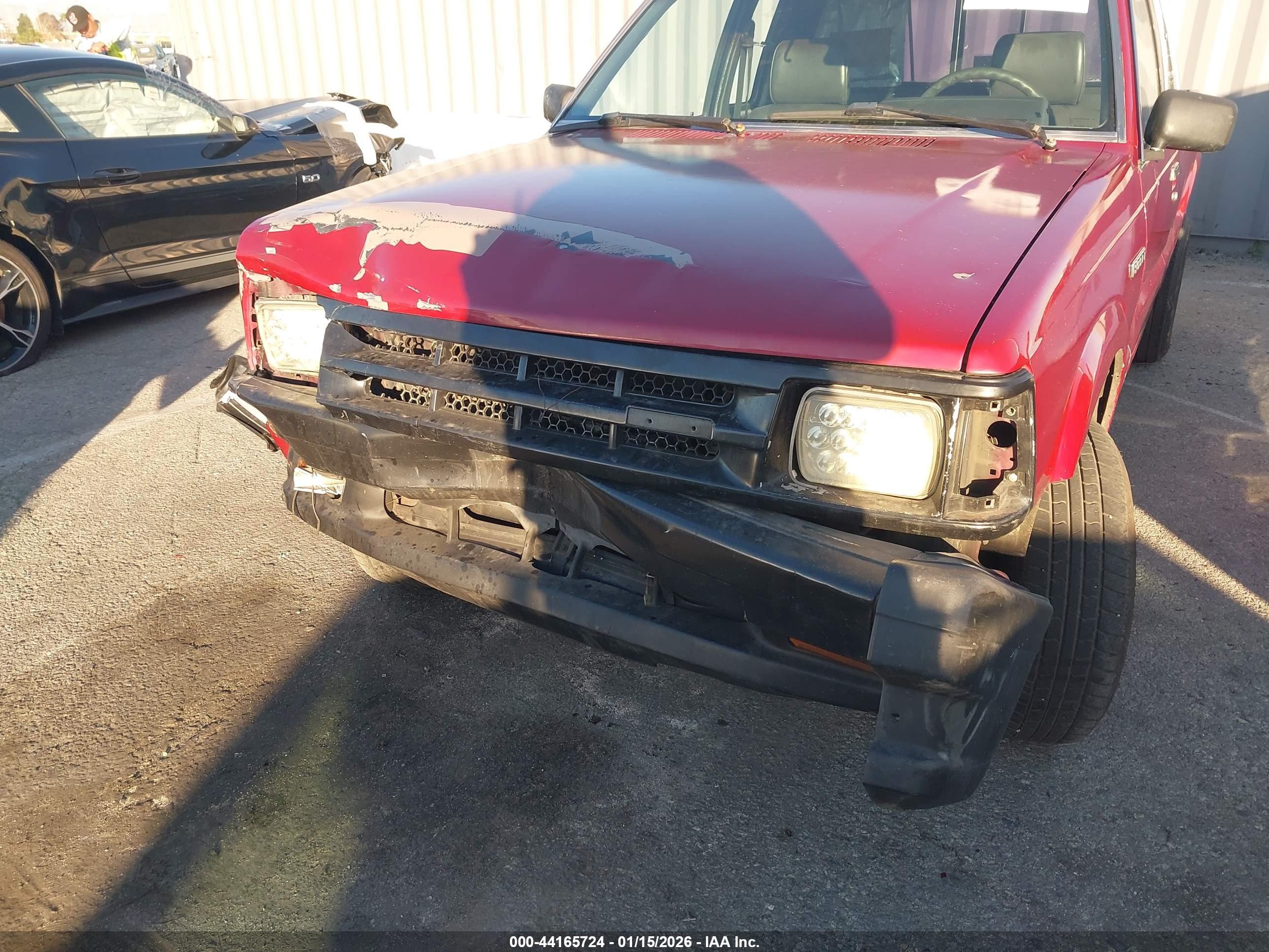 MAZDA B2200 image 6