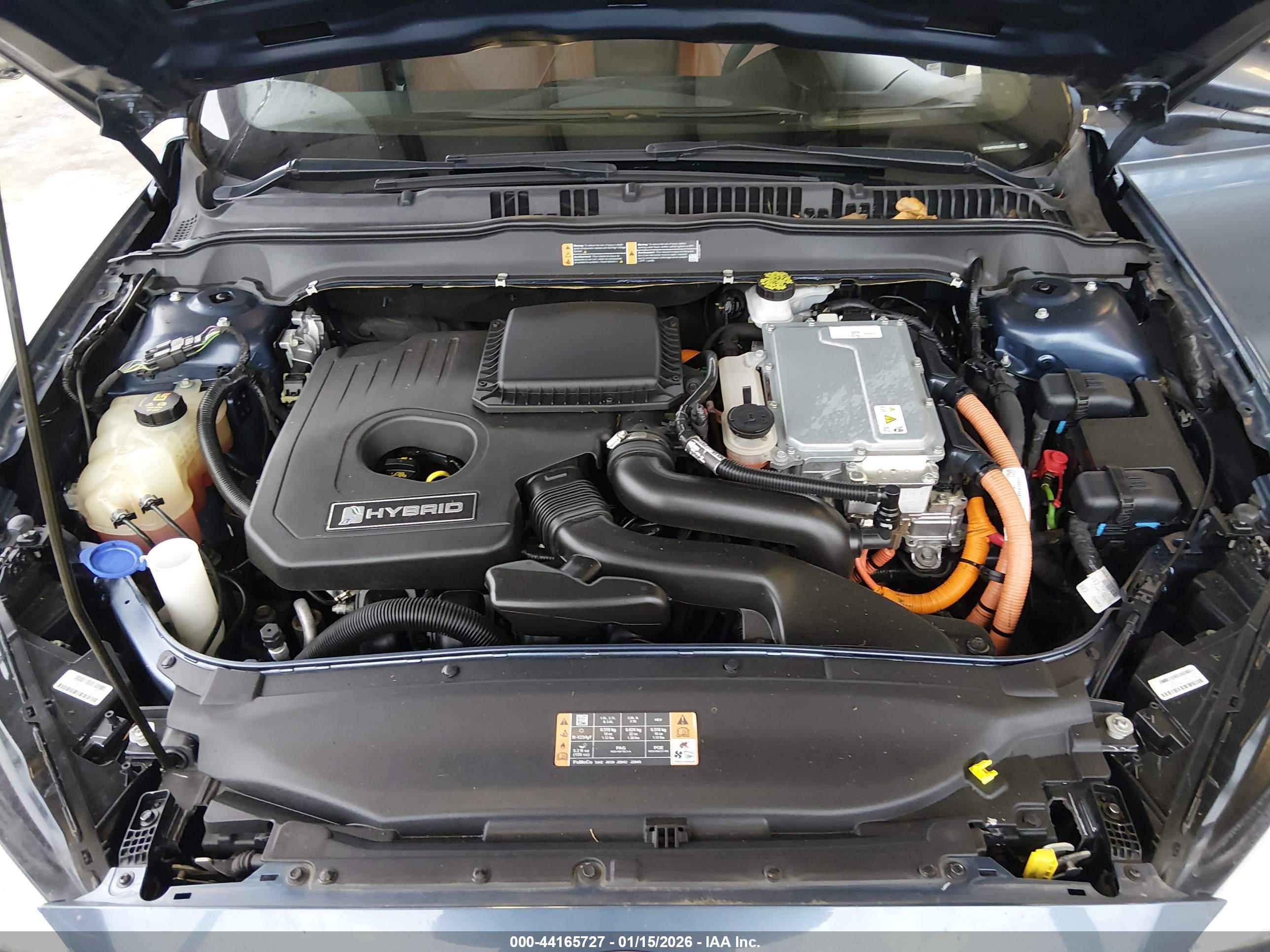 FORD FUSION image 10