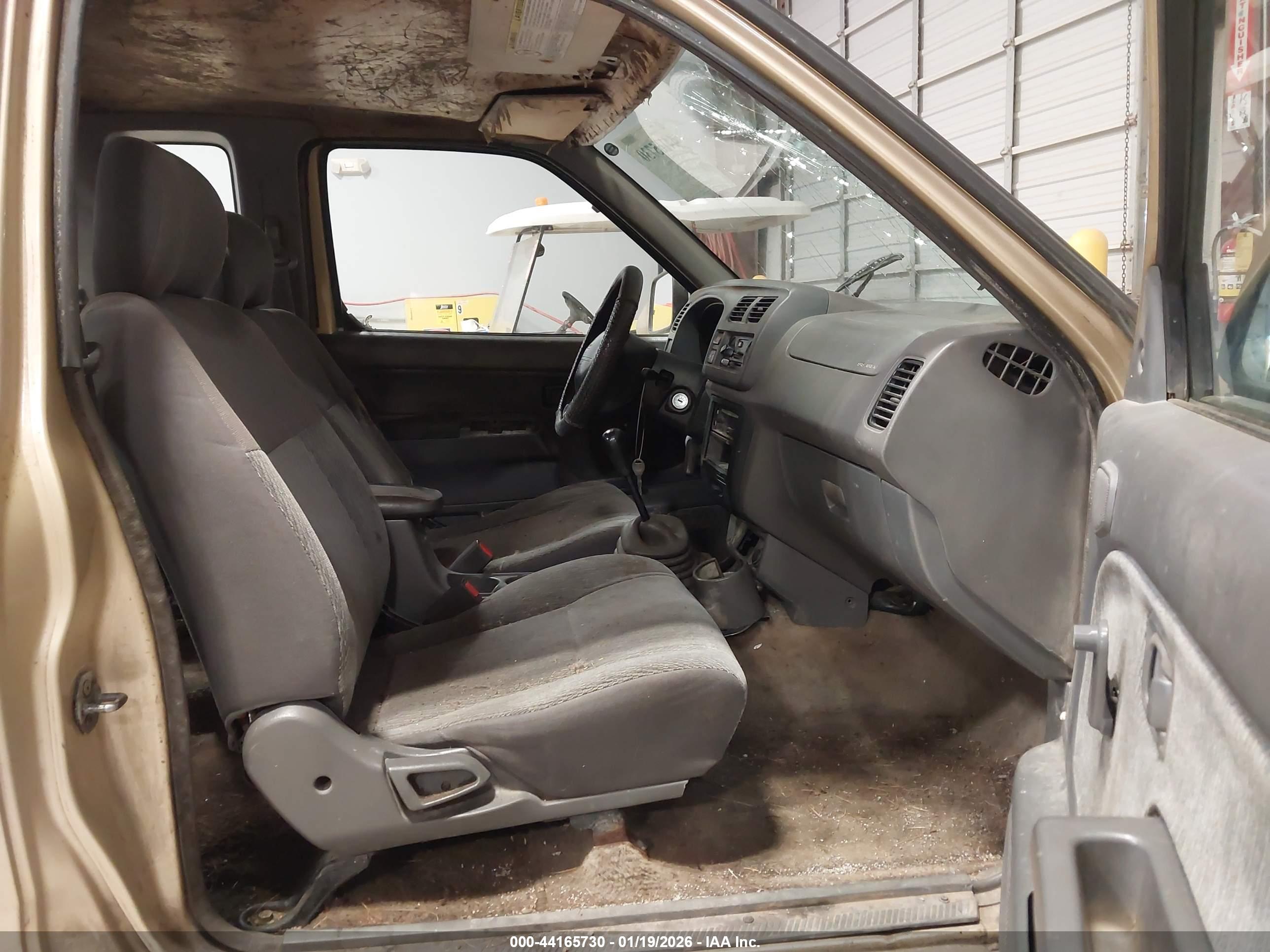 NISSAN FRONTIER image 5