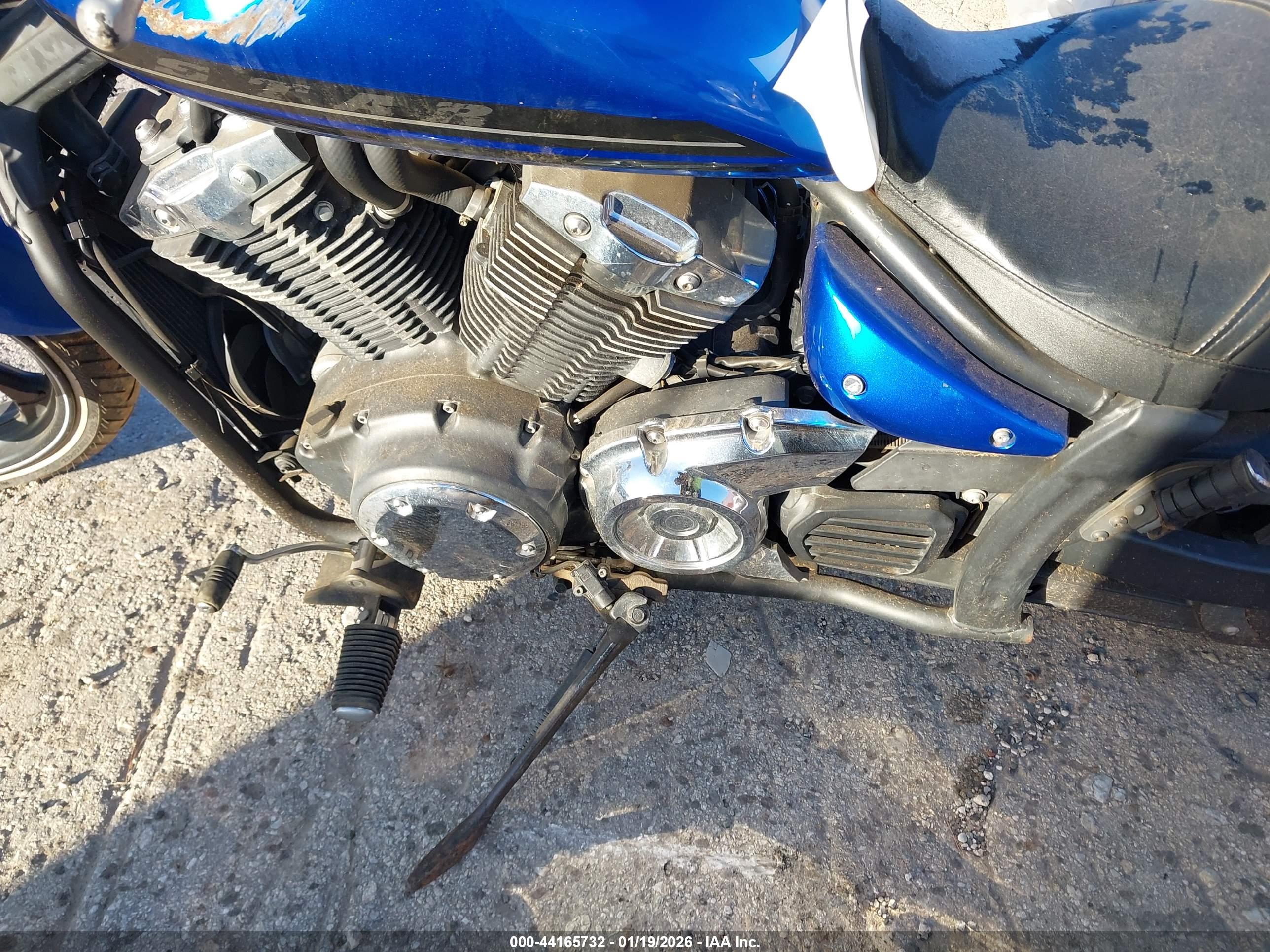 YAMAHA XVS1300 image 9