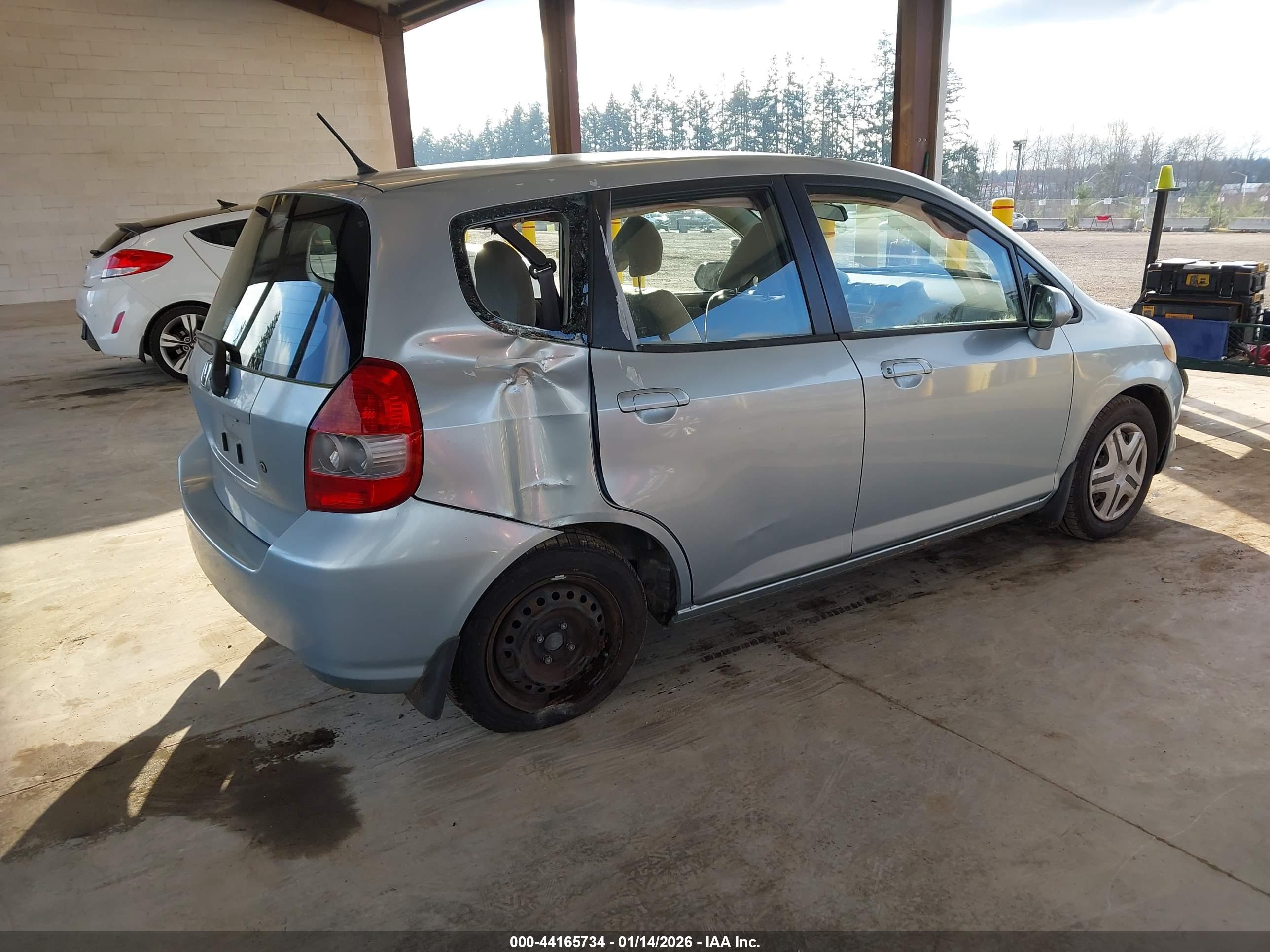 HONDA FIT image 4