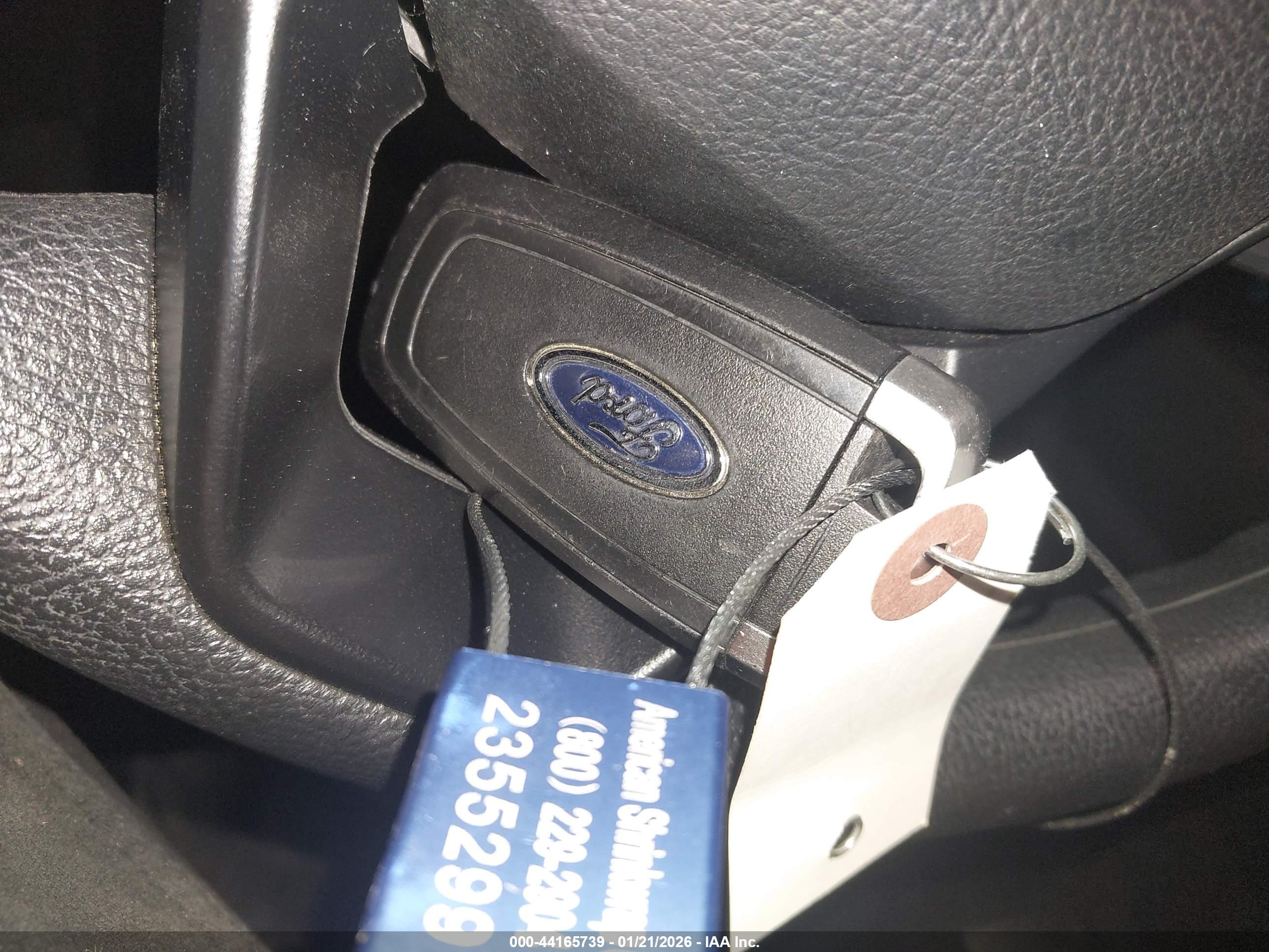 FORD FUSION image 11