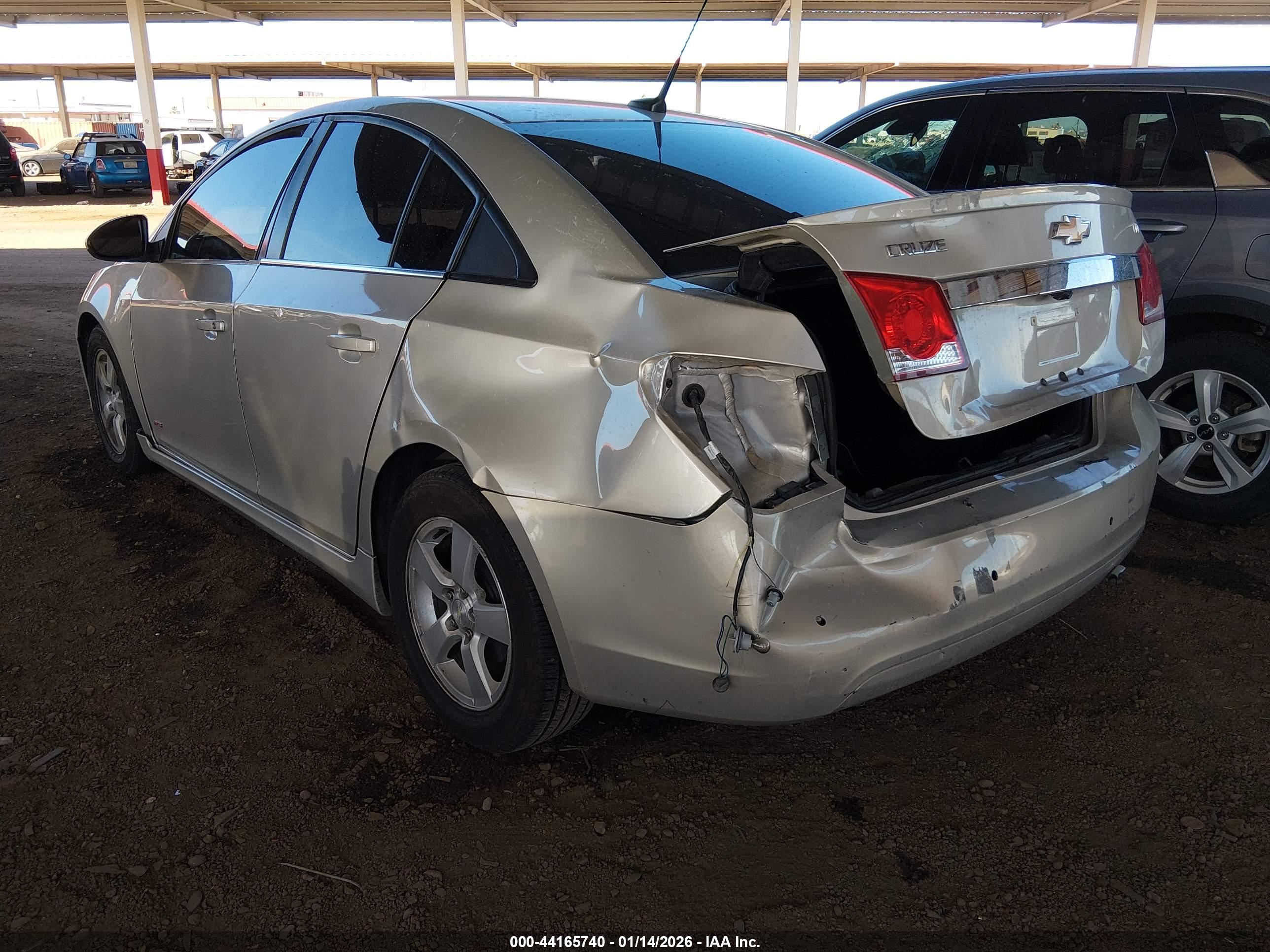 CHEVROLET CRUZE image 3