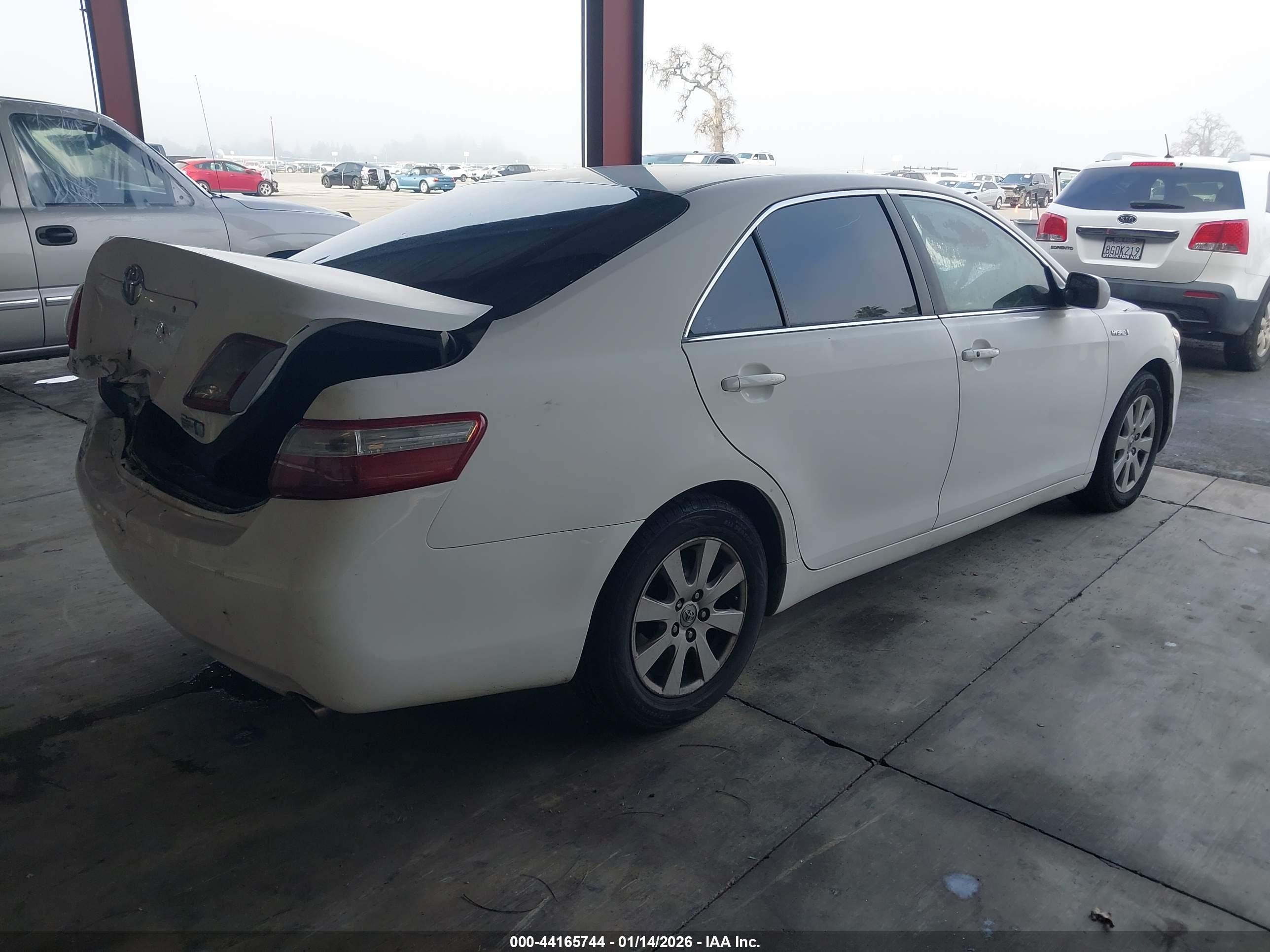 TOYOTA CAMRY image 4