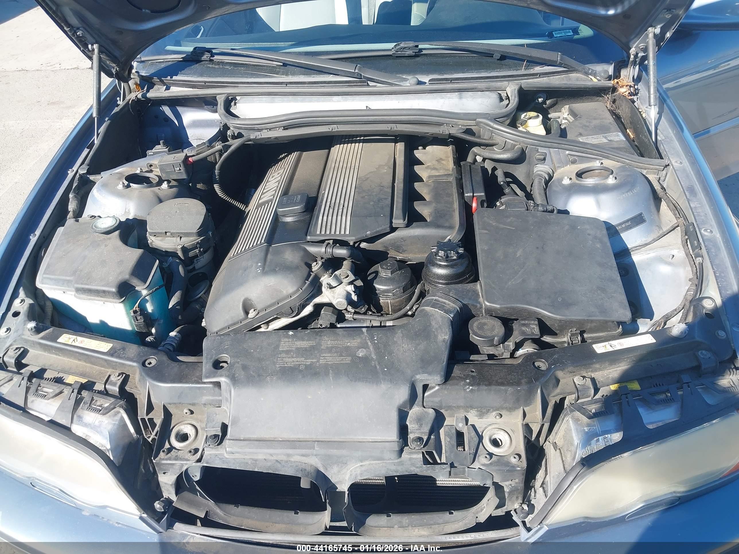 BMW 330CI image 10