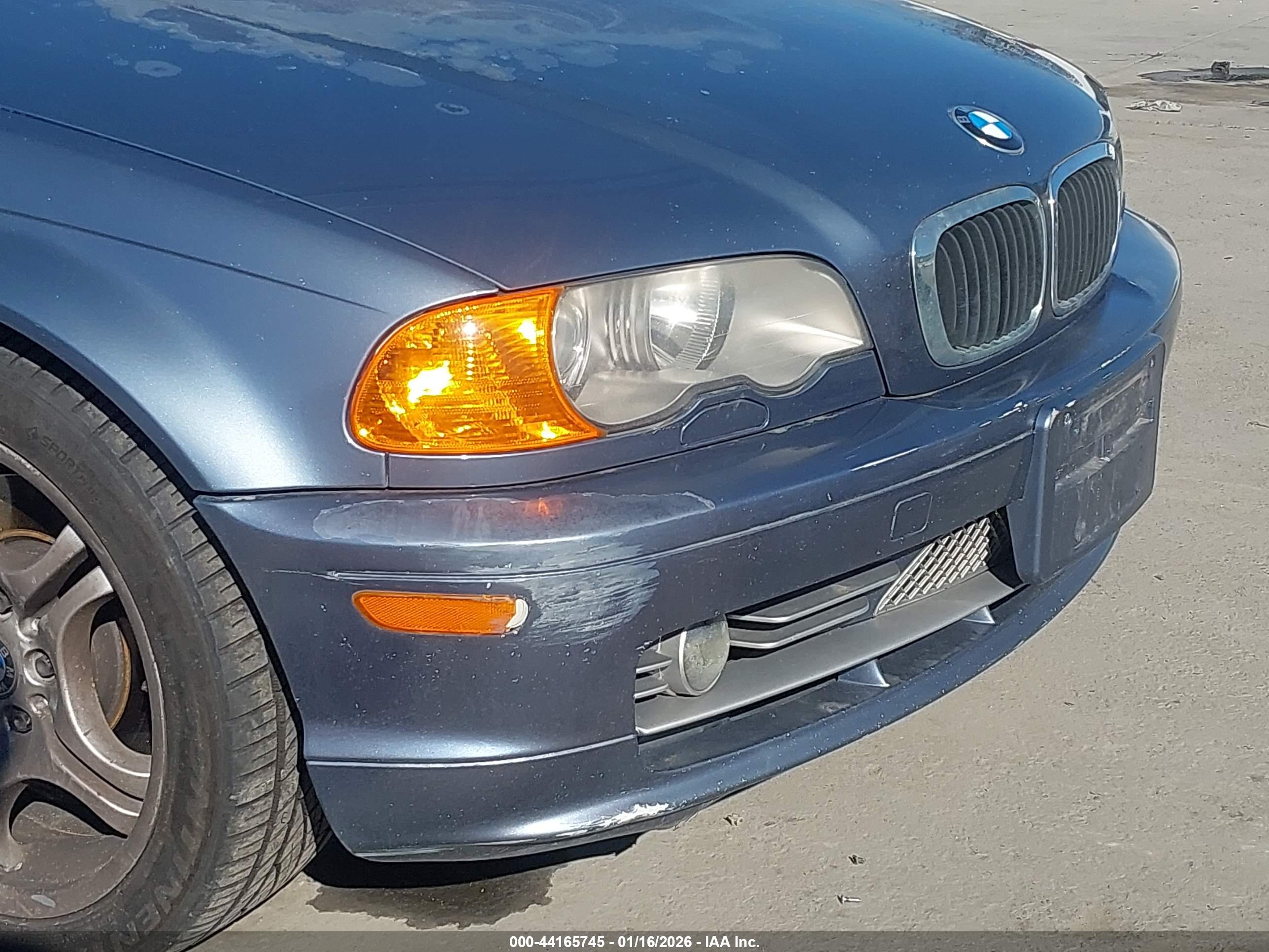 BMW 330CI image 6