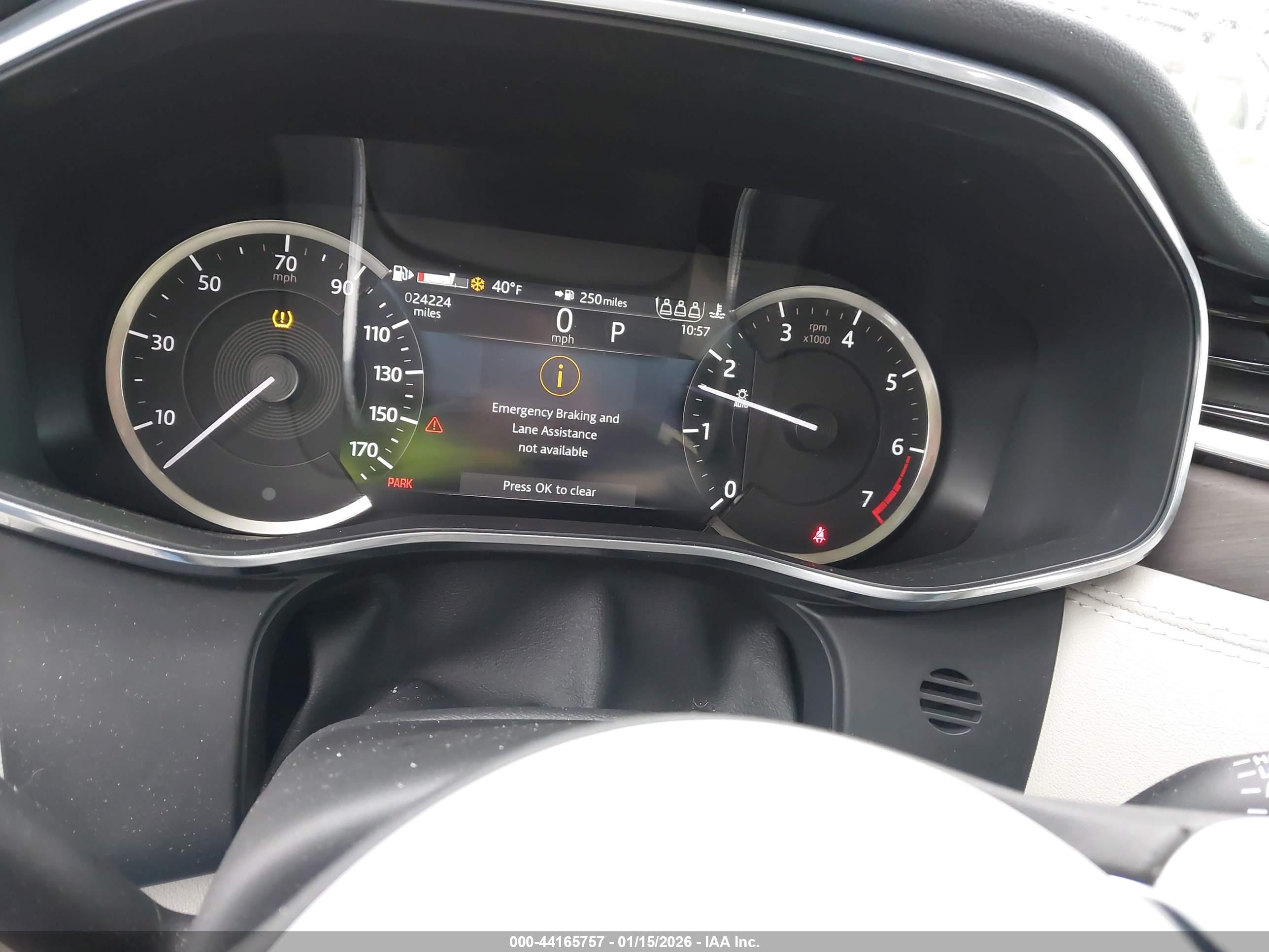 JAGUAR F-PACE image 7