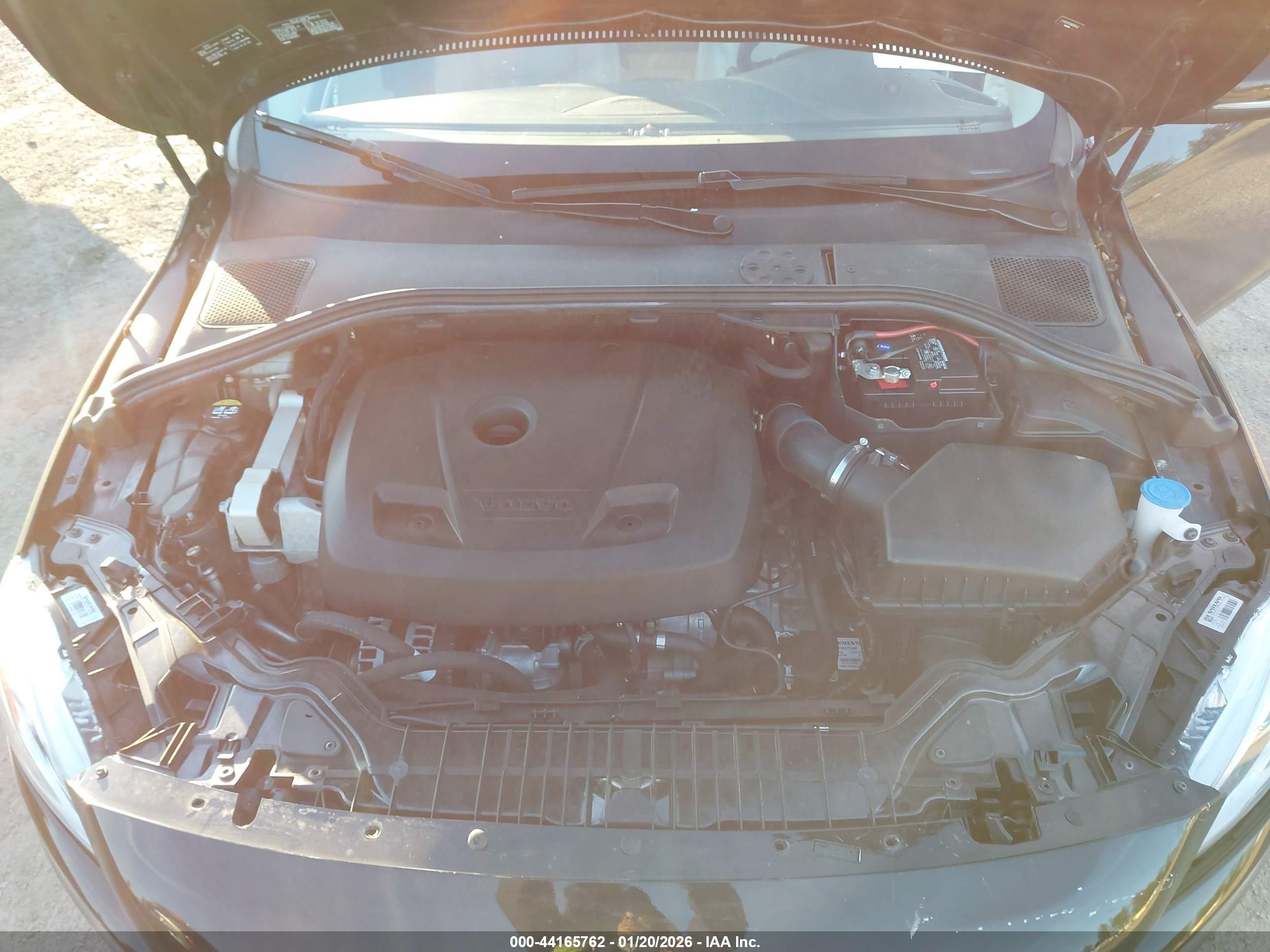 VOLVO S60 image 10