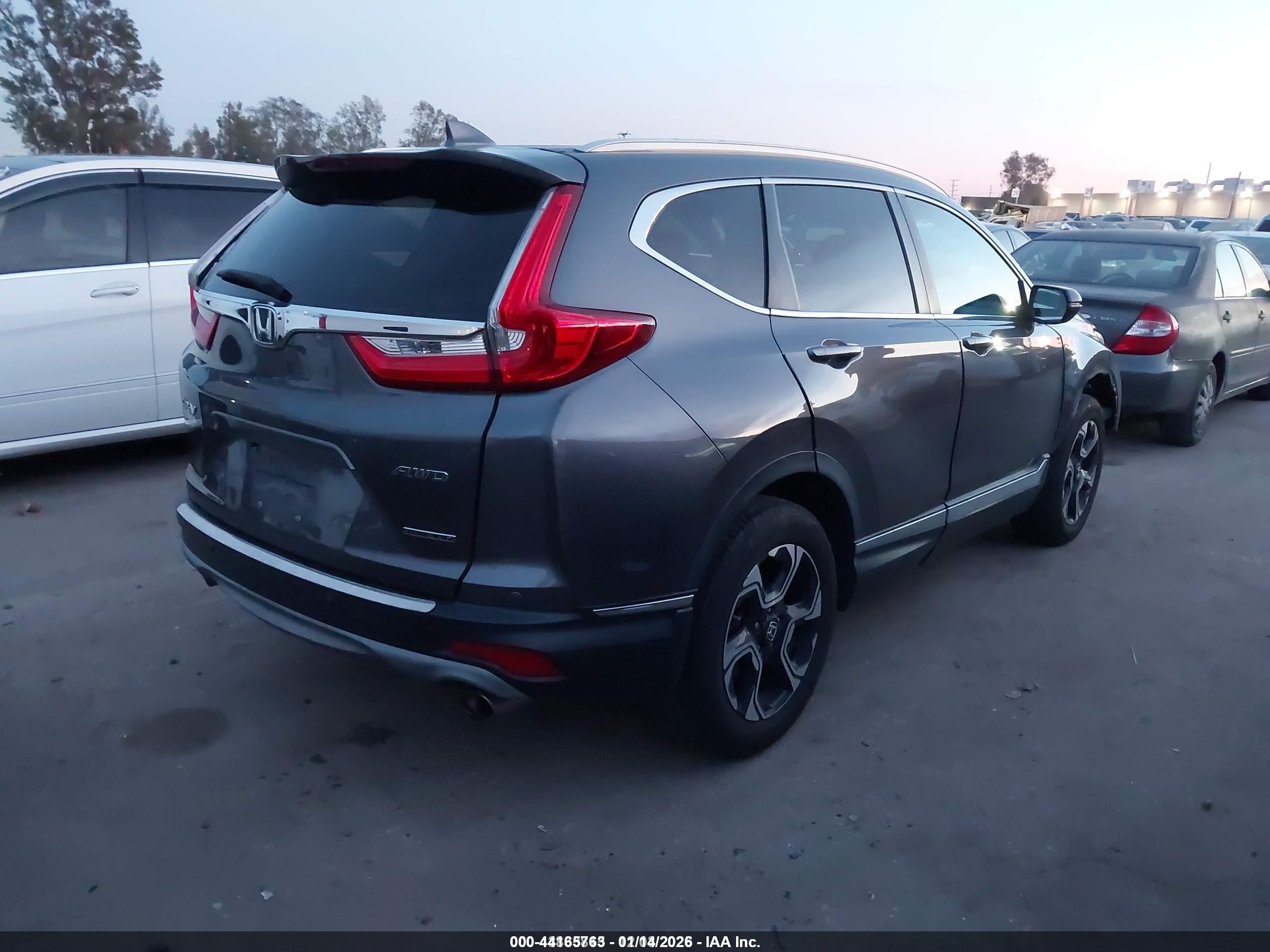 HONDA CR-V image 4