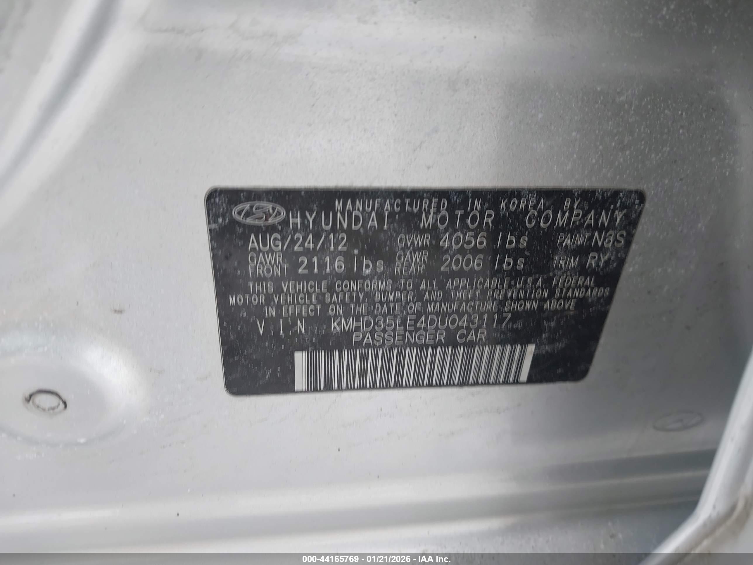 HYUNDAI ELANTRA image 9