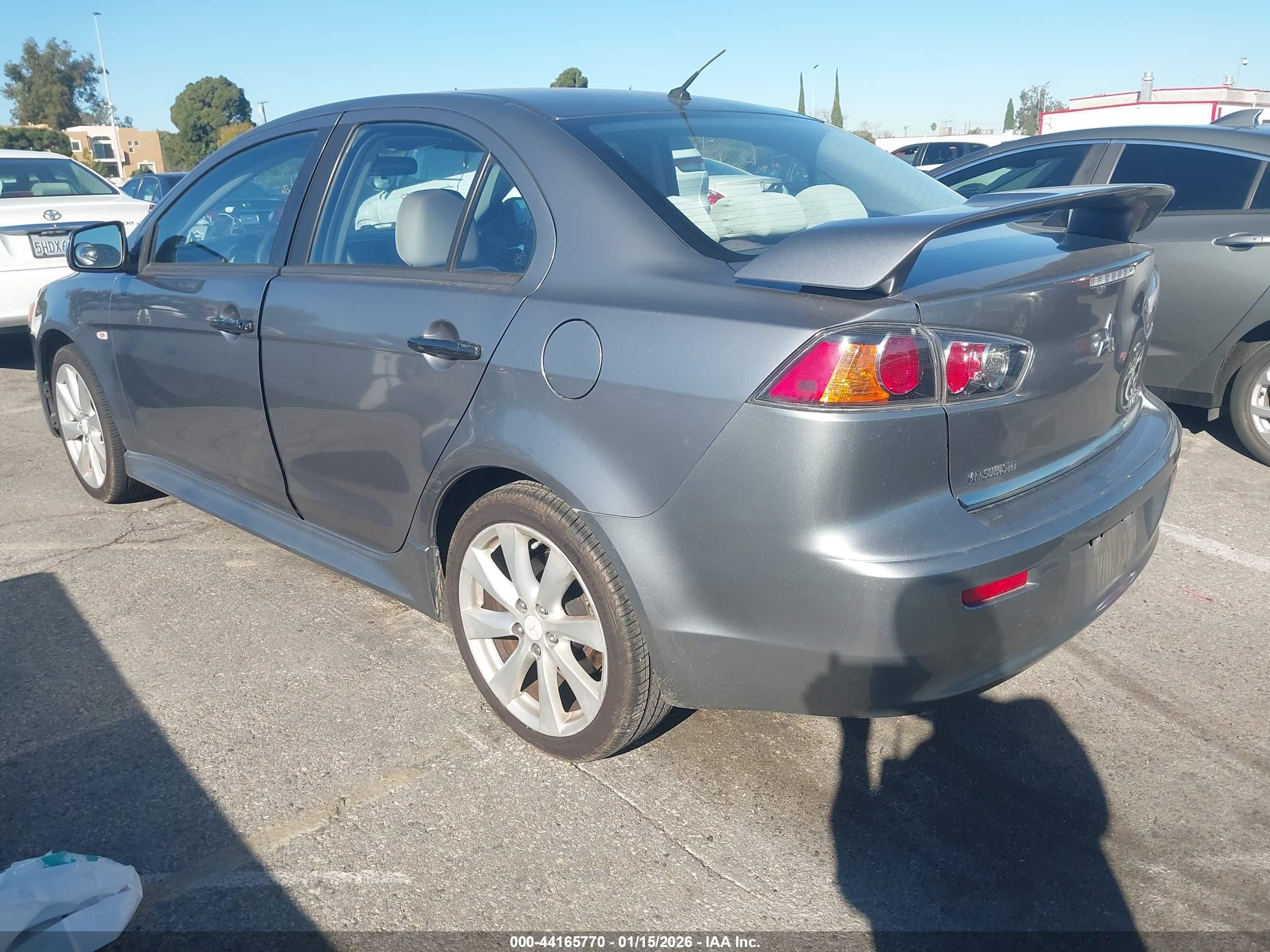 MITSUBISHI LANCER image 3