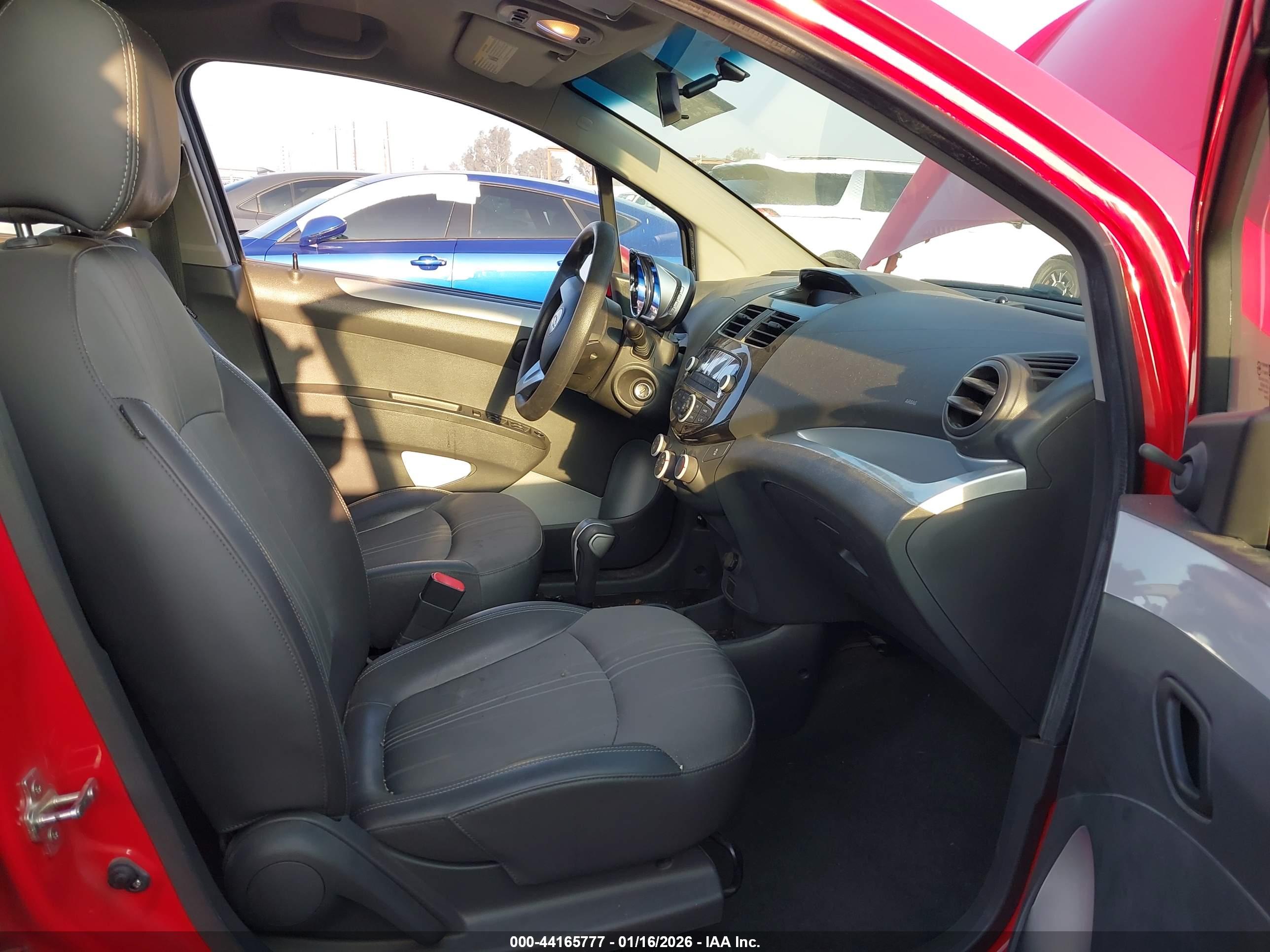 CHEVROLET SPARK image 5