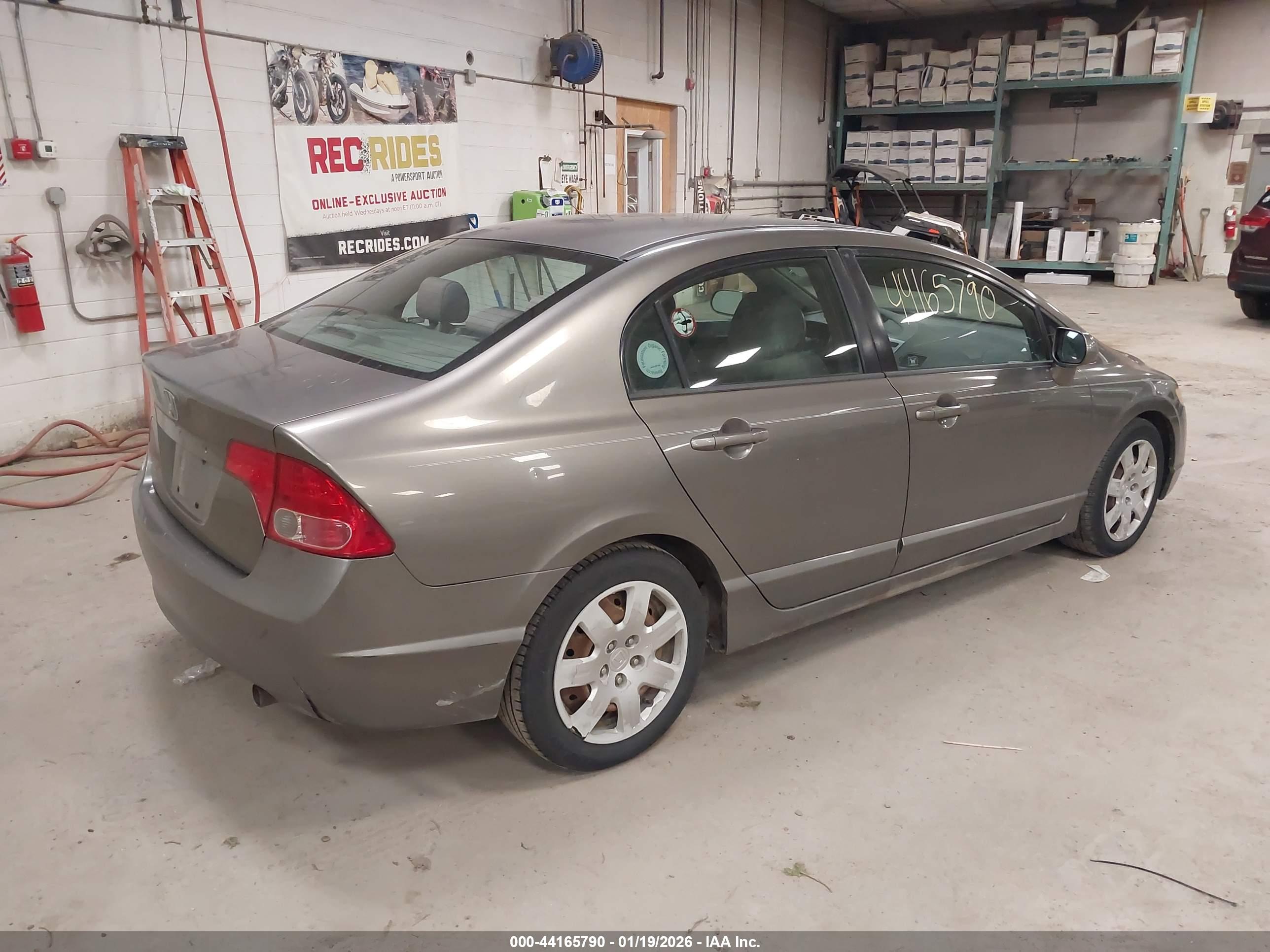 HONDA CIVIC image 4