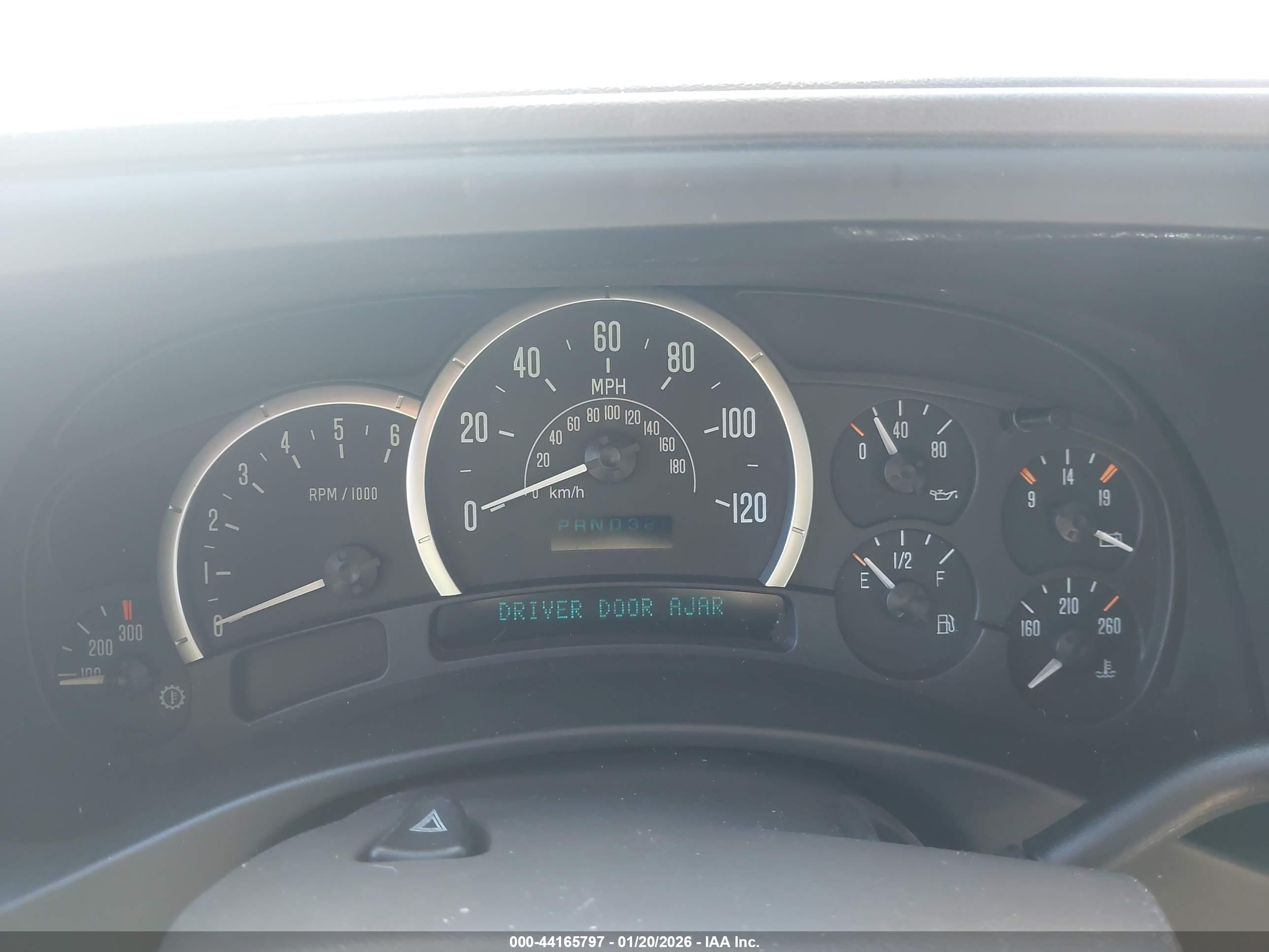 CADILLAC ESCALADE image 7